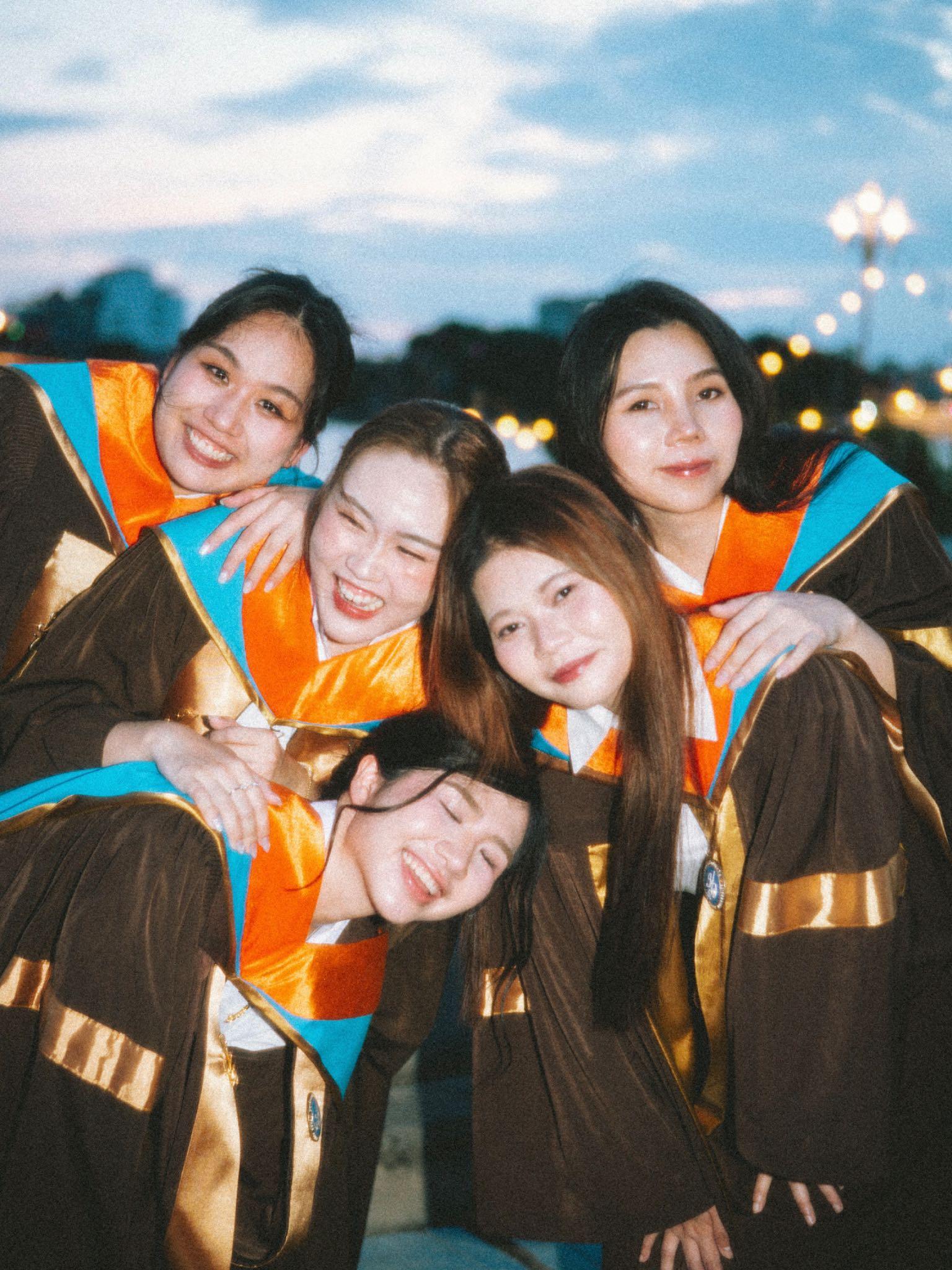 ผลงานรับปริญญา มหาวิทยาลัยสวนดุสิต โดย KAPAE ภาพที่ 5