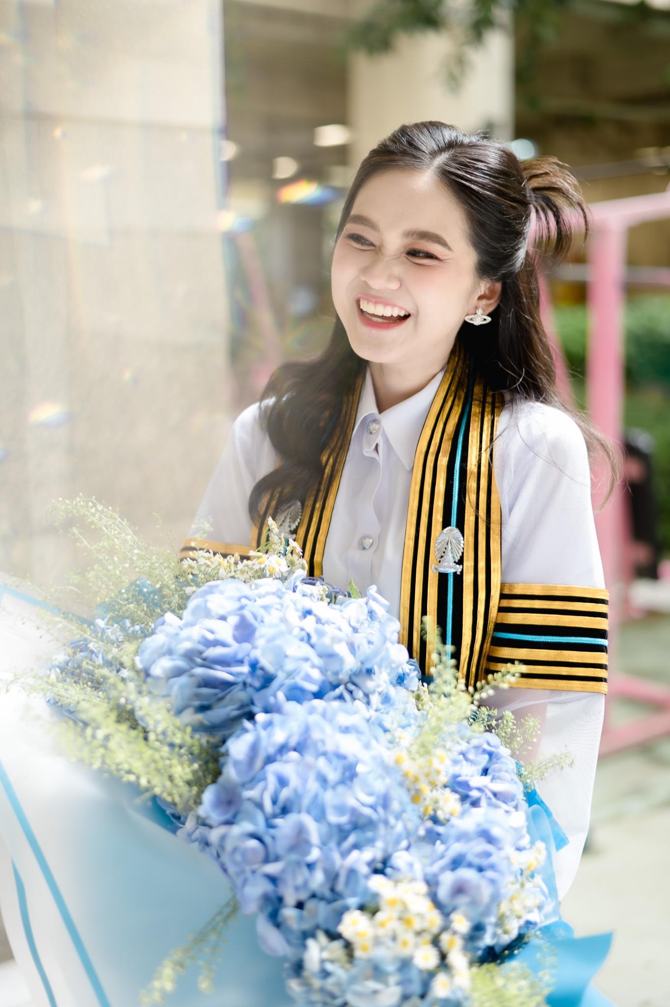ผลงานรับปริญญา จุฬาลงกรณ์มหาวิทยาลัย โดย KAPAE ภาพที่ 6