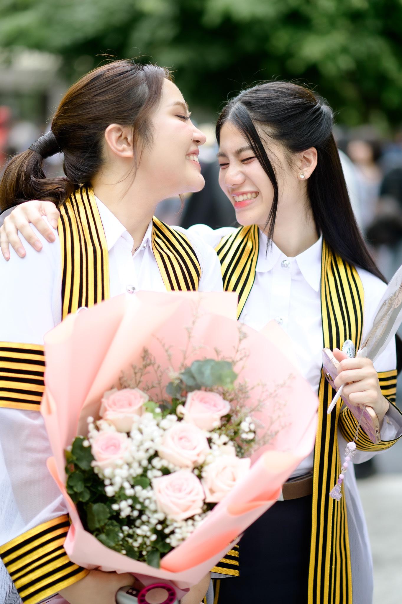 ผลงานรับปริญญา จุฬาลงกรณ์มหาวิทยาลัย โดย KAPAE ภาพที่ 11