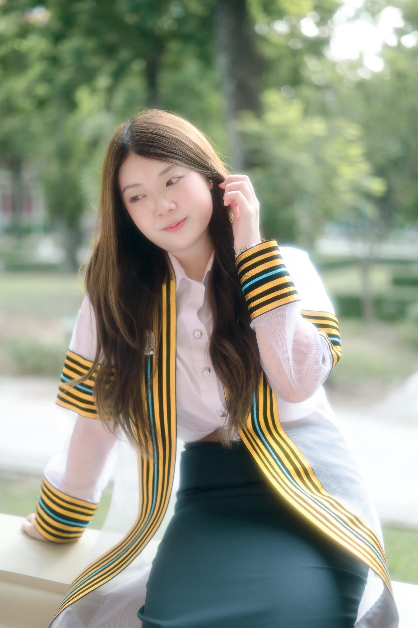 ผลงานรับปริญญา จุฬาลงกรณ์มหาวิทยาลัย โดย KAPAE ภาพที่ 2