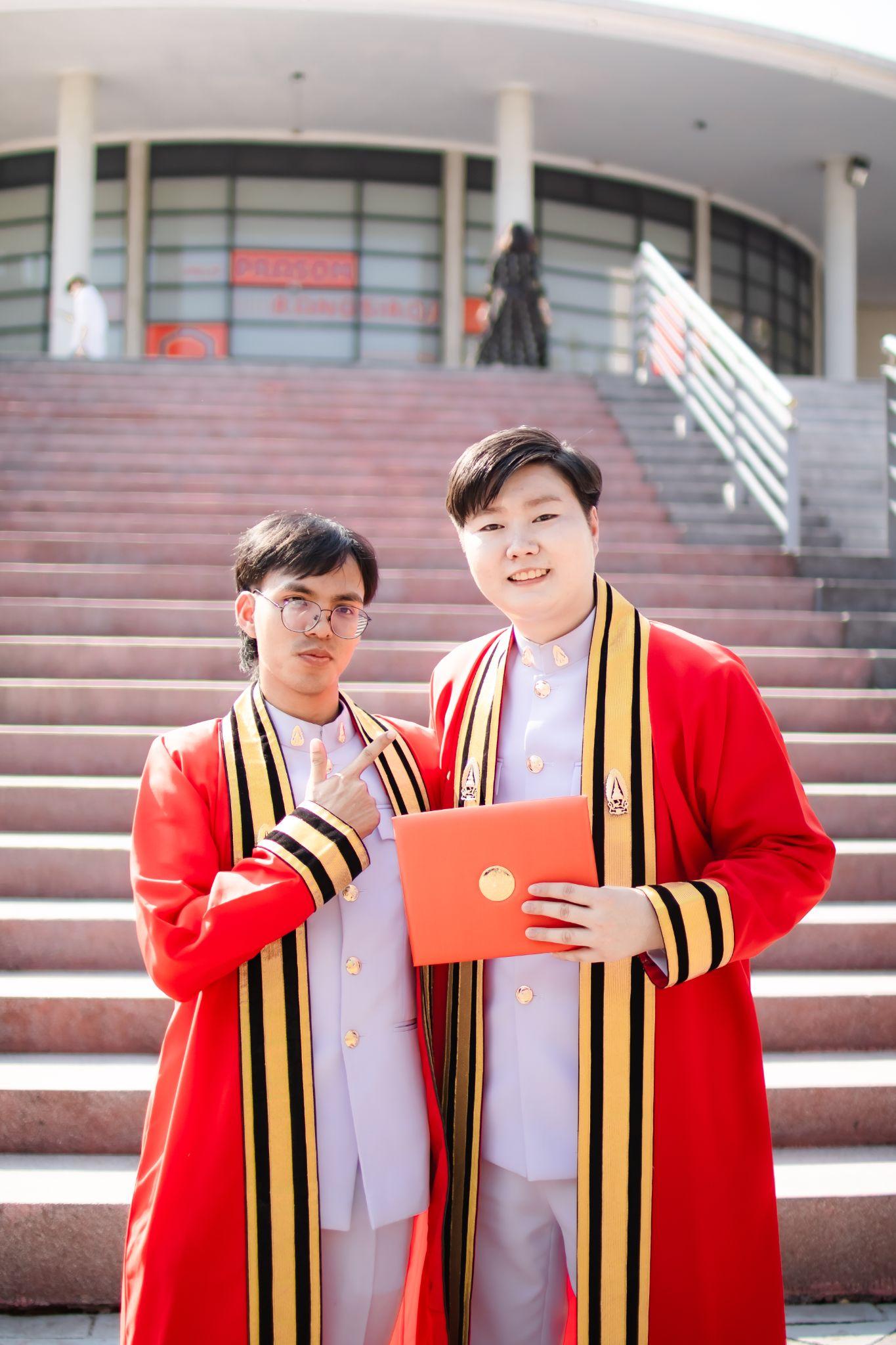 ผลงานรับปริญญา สถาบันเทคโนโลยีพระจอมเกล้าเจ้าคุณทหารลาดกระบัง โดย Captured.in.themoment ภาพที่ 19