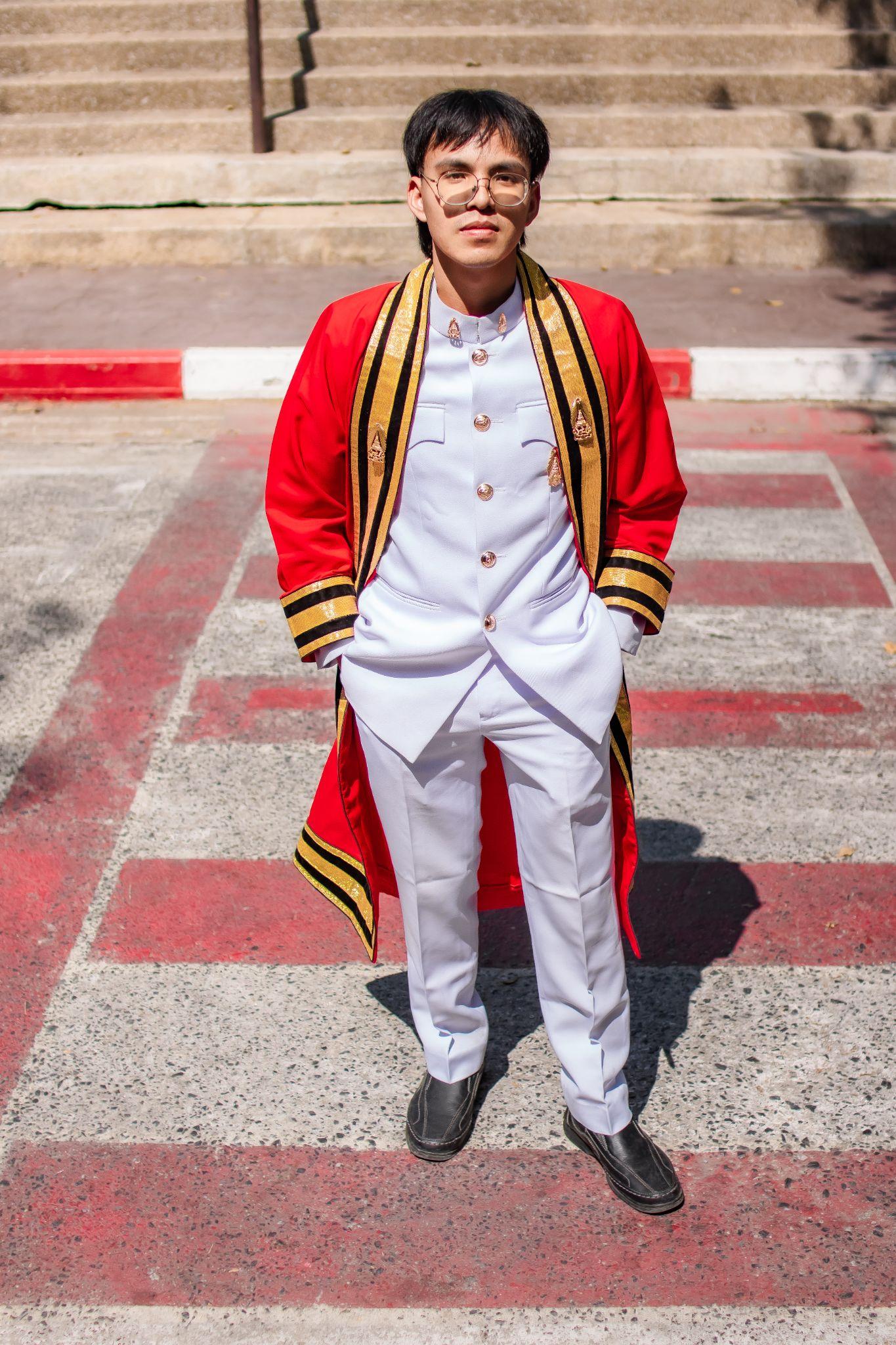 ผลงานรับปริญญา สถาบันเทคโนโลยีพระจอมเกล้าเจ้าคุณทหารลาดกระบัง โดย Captured.in.themoment ภาพที่ 15