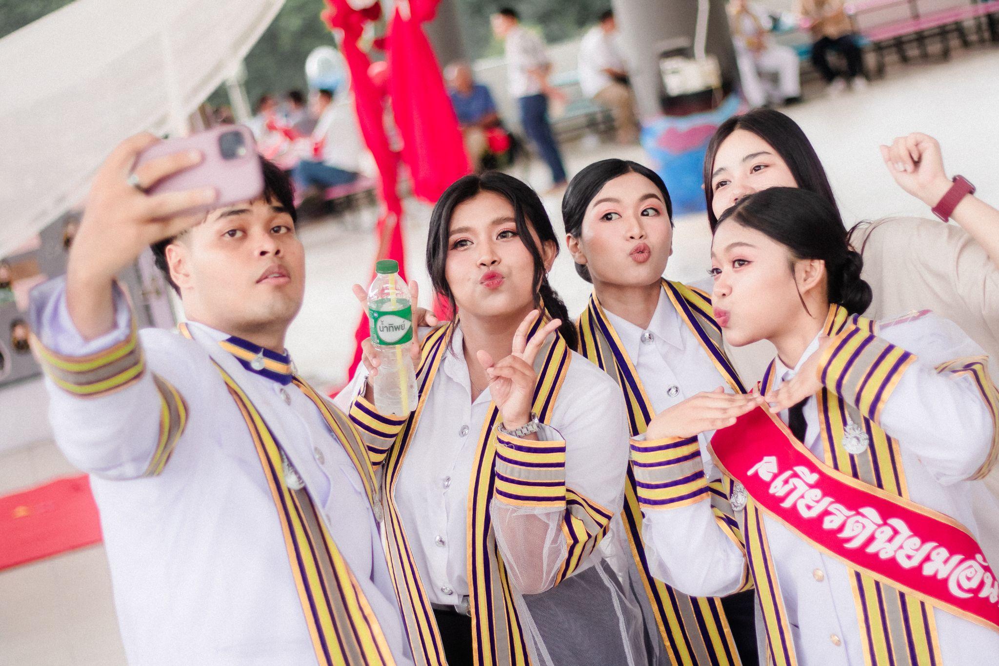 ผลงานรับปริญญา มหาวิทยาลัยเทคโนโลยีราชมงคลศรีวิชัย โดย Captured.in.themoment ภาพที่ 18
