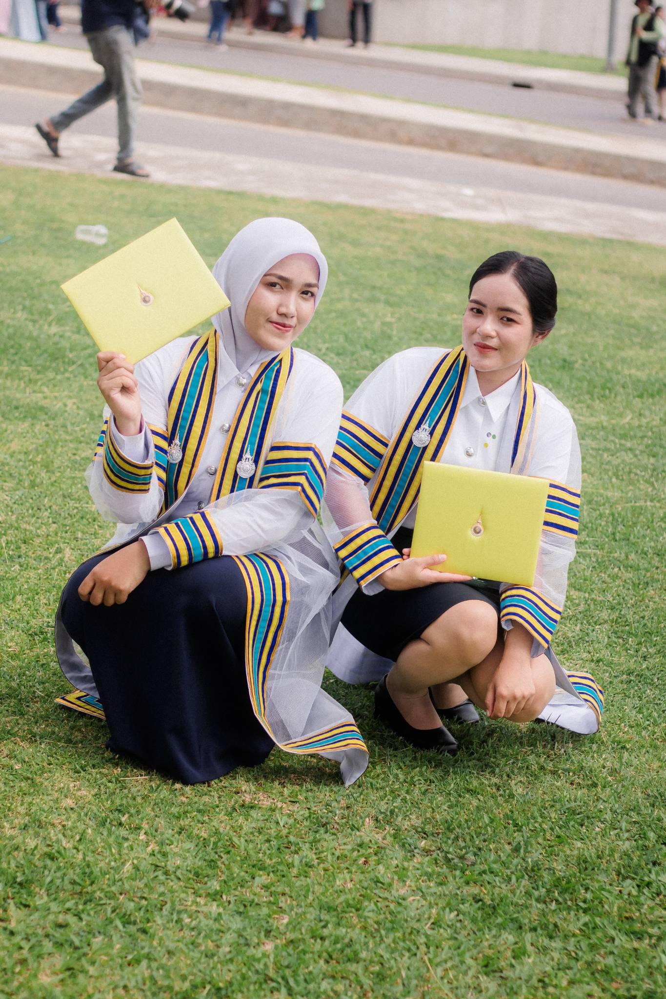 ผลงานรับปริญญา มหาวิทยาลัยเทคโนโลยีราชมงคลศรีวิชัย โดย Captured.in.themoment ภาพที่ 2