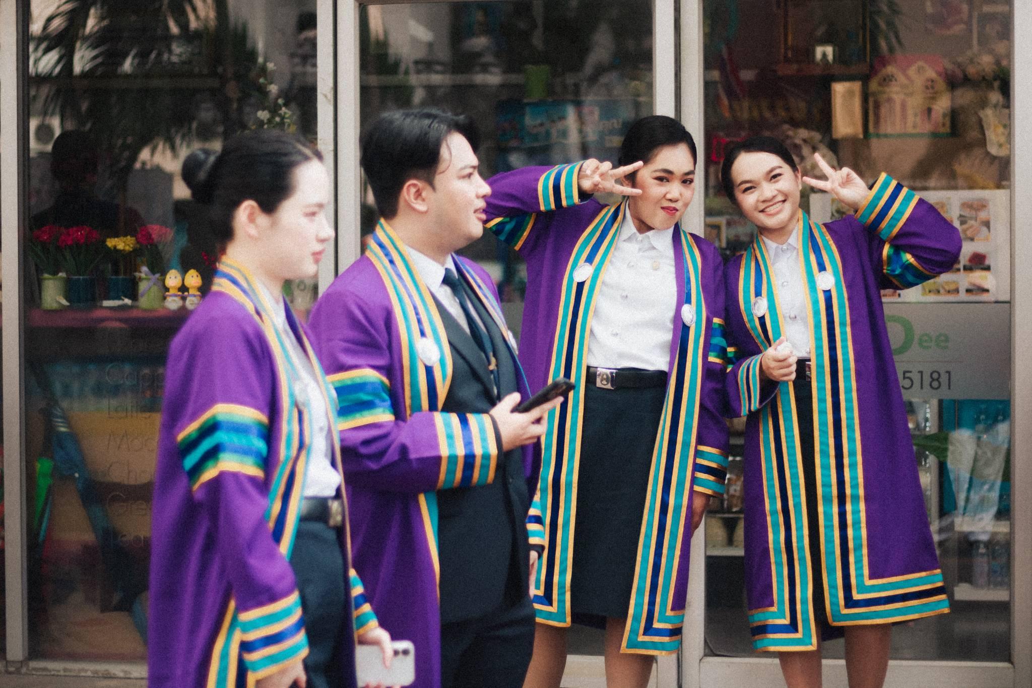 ผลงานรับปริญญา โดย Captured.in.themoment ภาพที่ 13