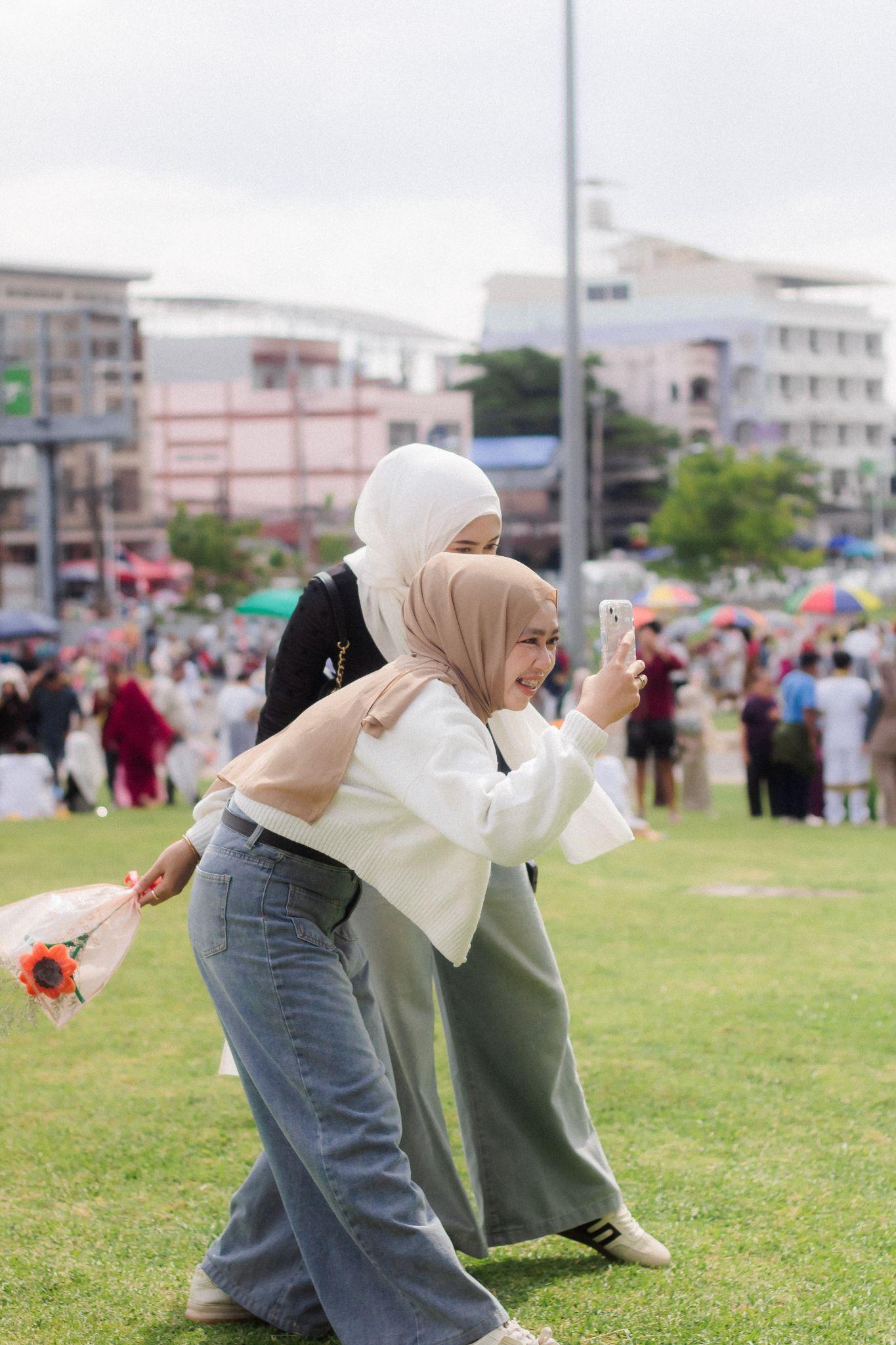 ผลงานรับปริญญา มหาวิทยาลัยเทคโนโลยีราชมงคลศรีวิชัย โดย Captured.in.themoment ภาพที่ 18