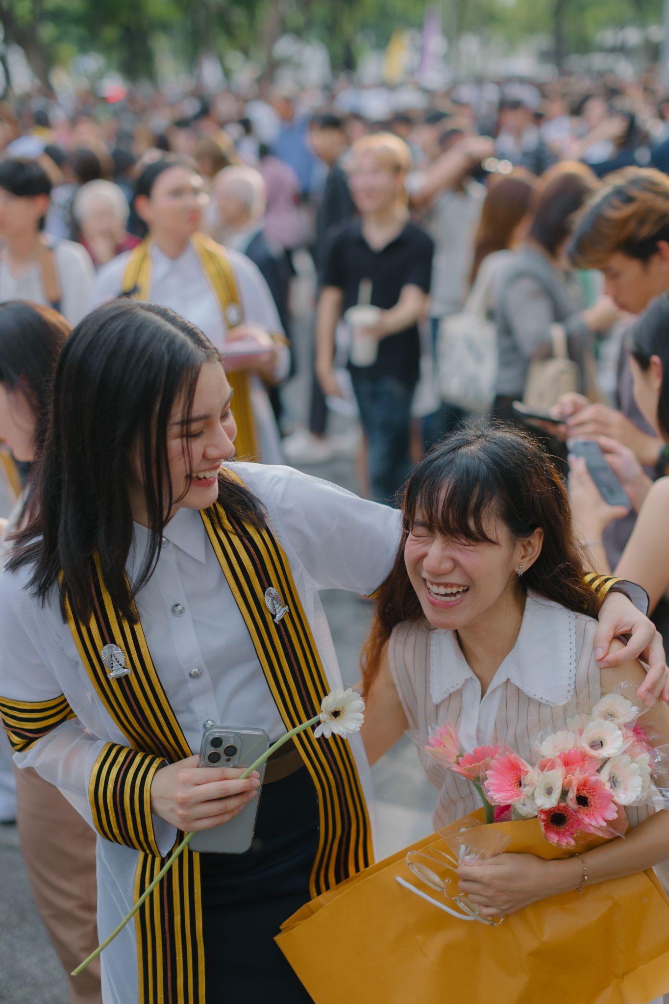 ผลงานรับปริญญา จุฬาลงกรณ์มหาวิทยาลัย โดย Kaze_Photographer ภาพที่ 4