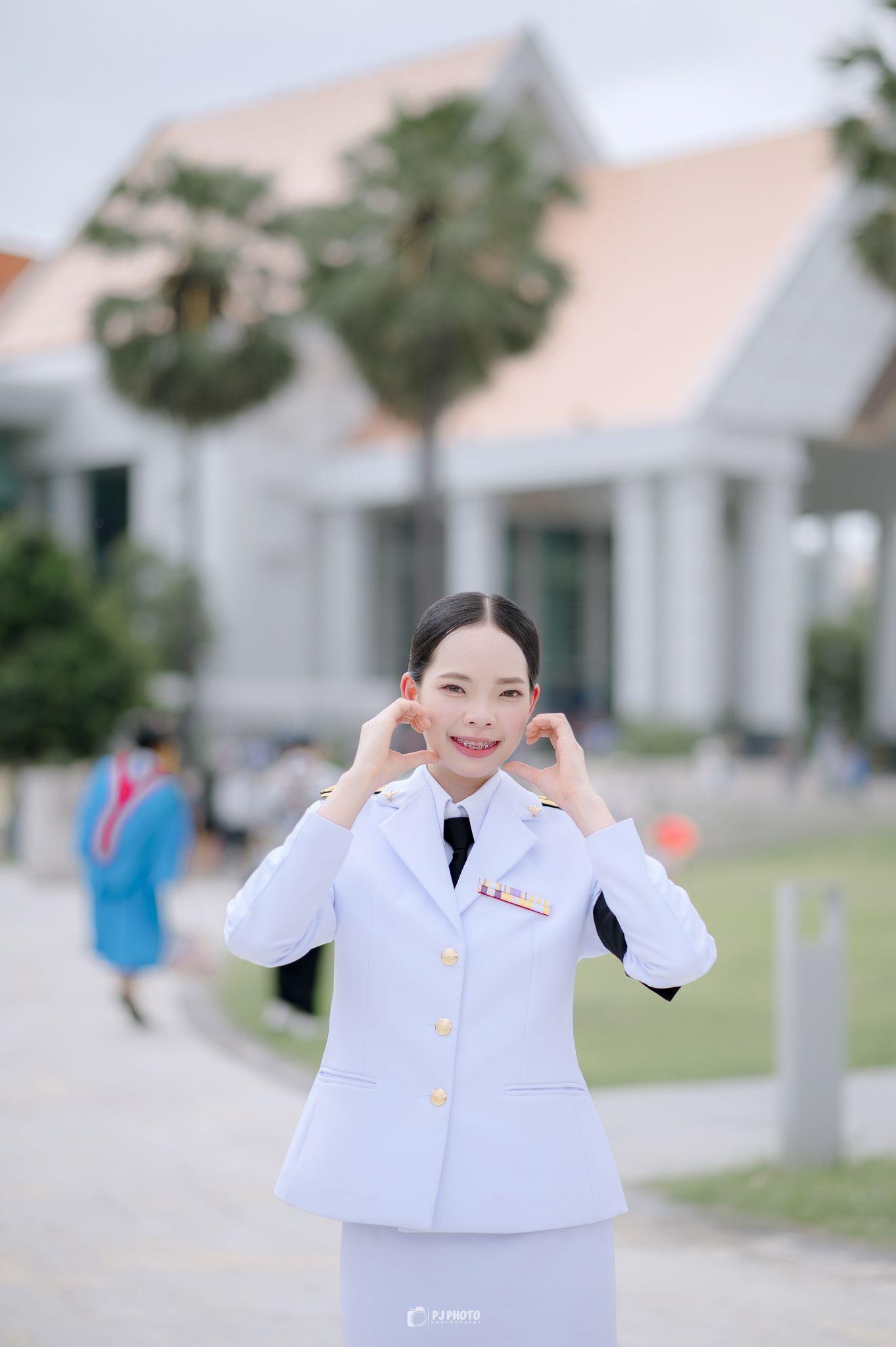 ผลงานรับปริญญา มหาวิทยาลัยธรรมศาสตร์ โดย PJ PHOTO ภาพที่ 11