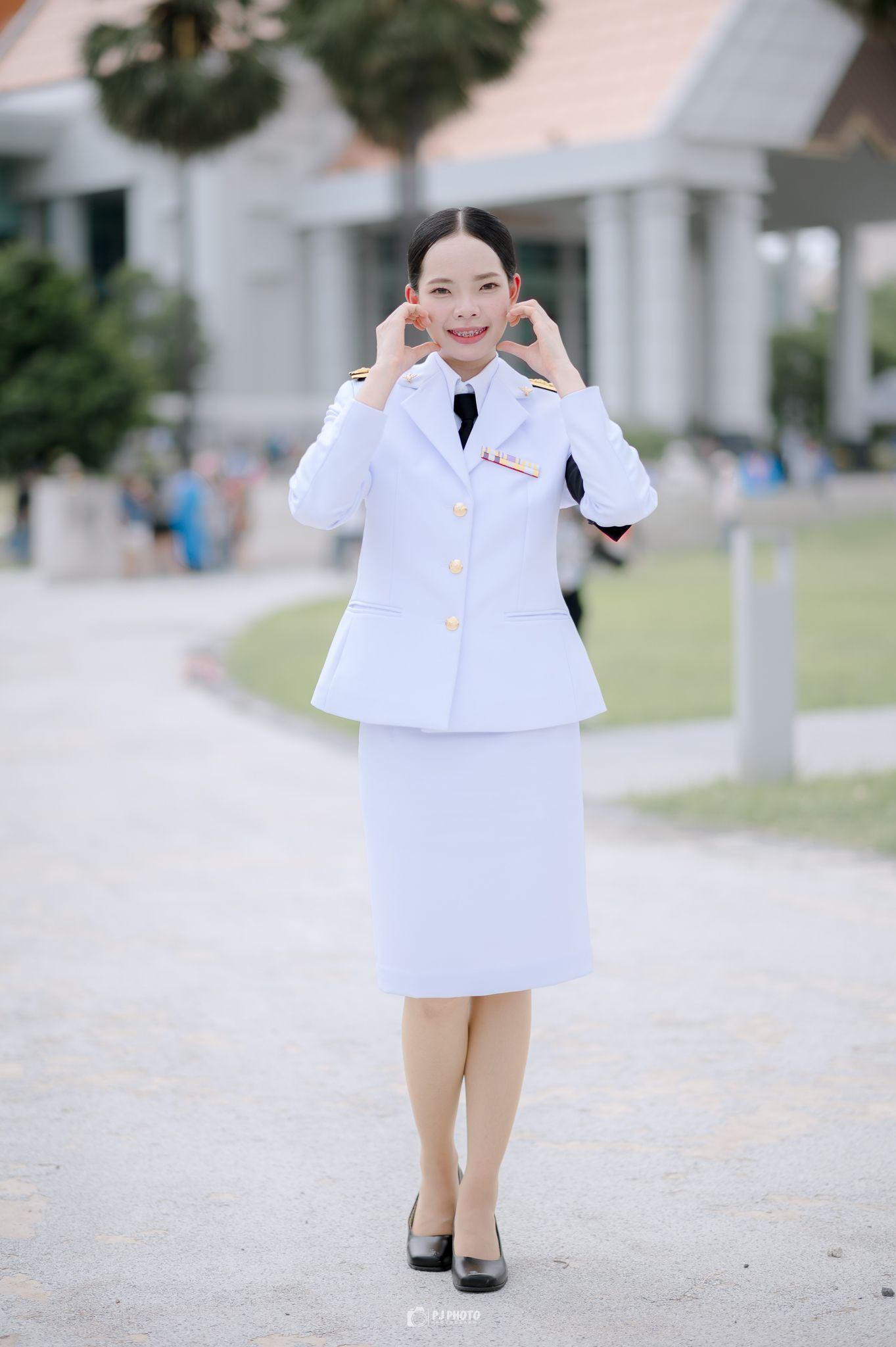 ผลงานรับปริญญา มหาวิทยาลัยธรรมศาสตร์ โดย PJ PHOTO ภาพที่ 12