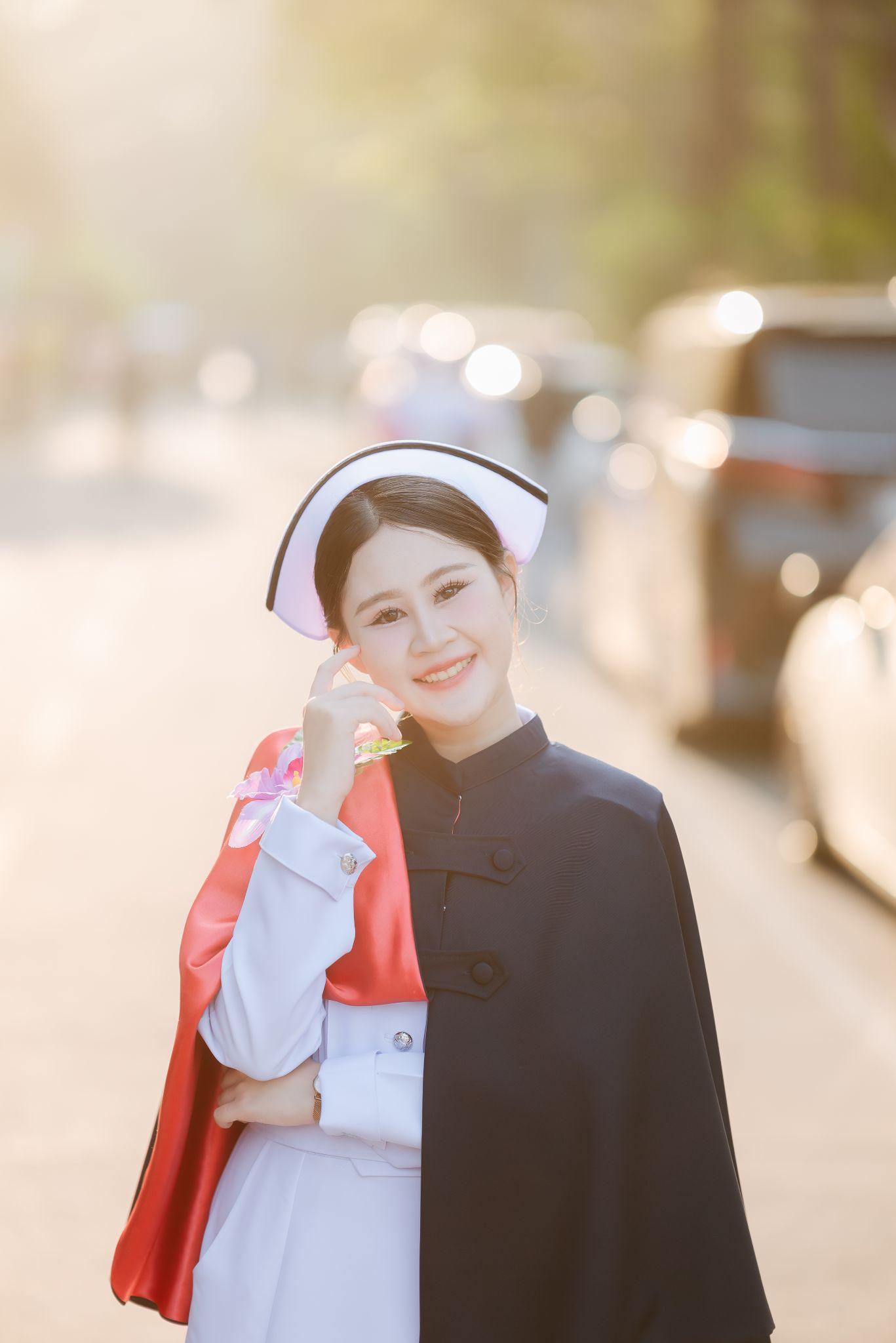 ผลงานรับปริญญา สถาบันพระบรมราชชนก โดย 28September ภาพที่ 5