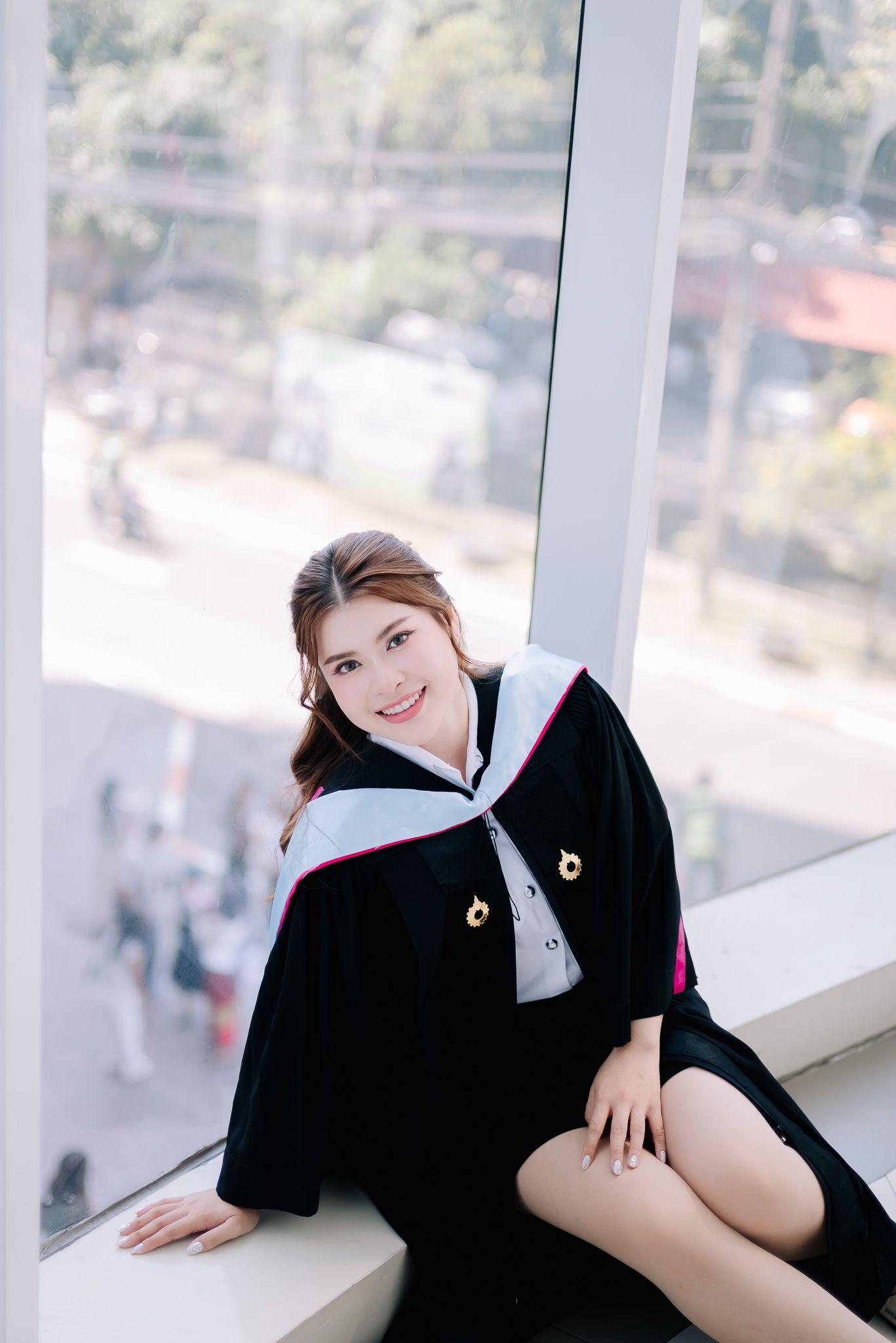 ผลงานรับปริญญา มหาวิทยาลัยรังสิต โดย 28September ภาพที่ 6