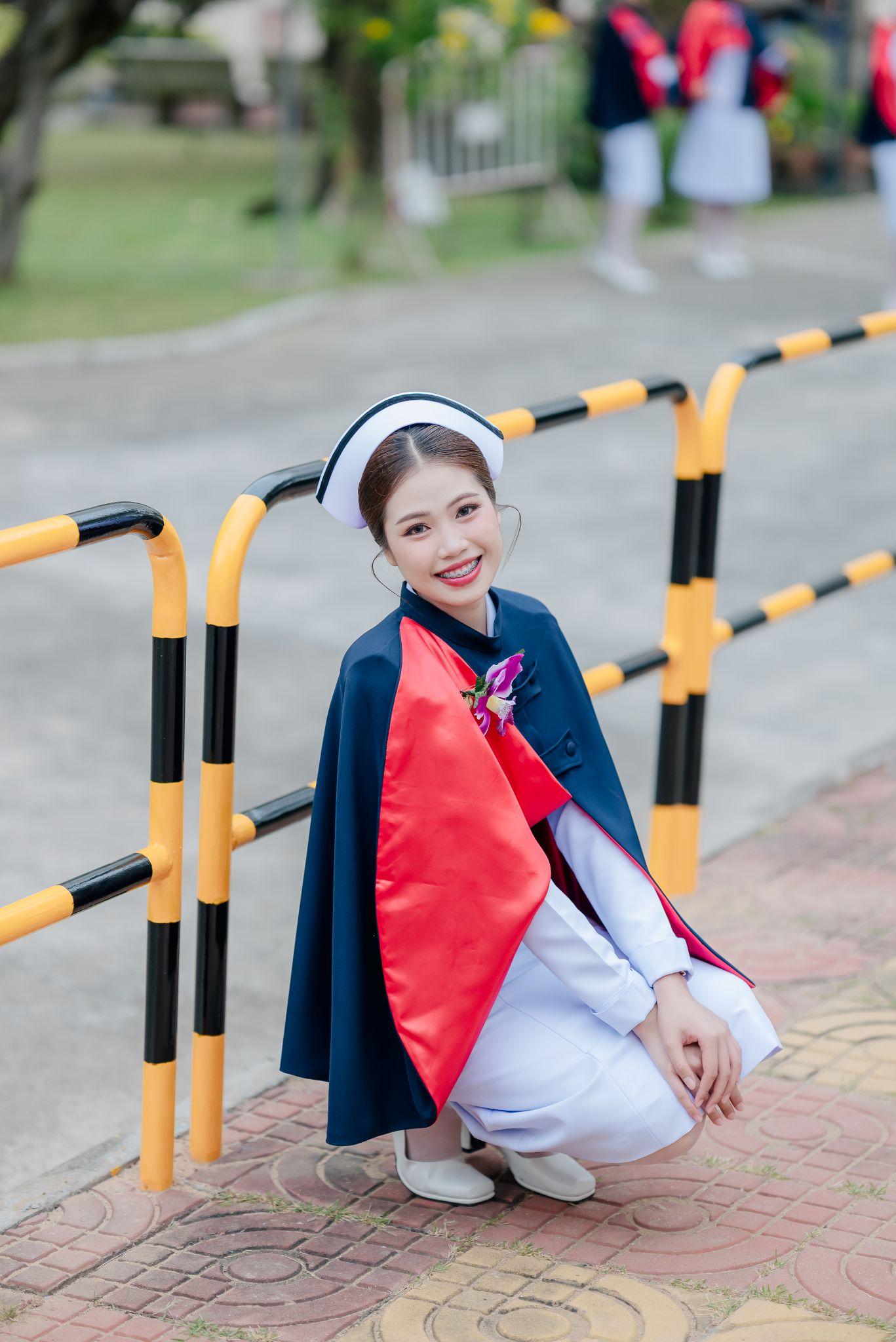 ผลงานรับปริญญา สถาบันพระบรมราชชนก โดย 28September ภาพที่ 18