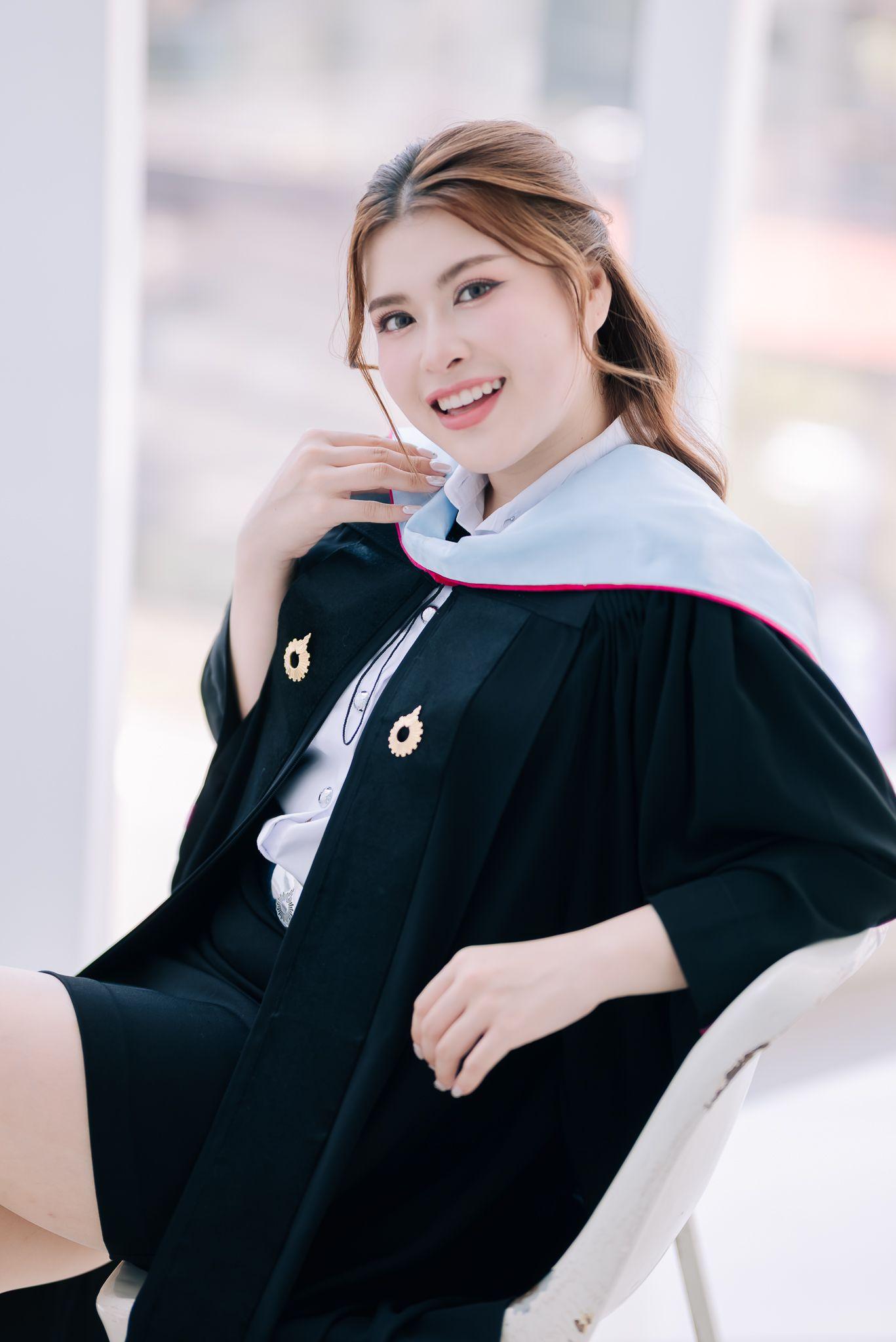 ผลงานรับปริญญา มหาวิทยาลัยรังสิต โดย 28September ภาพที่ 12