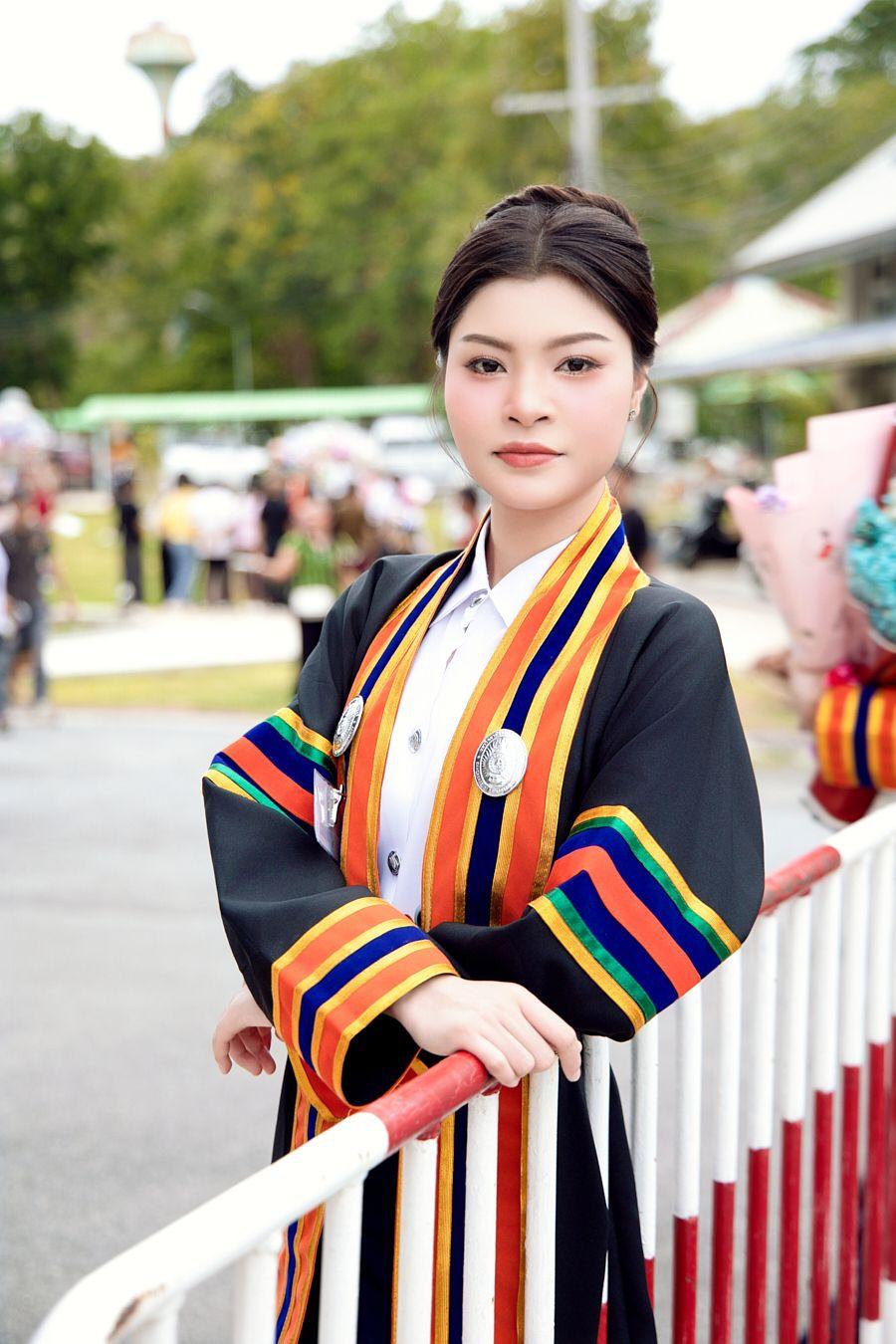ผลงานรับปริญญา มหาวิทยาลัยราชภัฏกาญจนบุรี โดย pw_lenses ภาพที่ 2