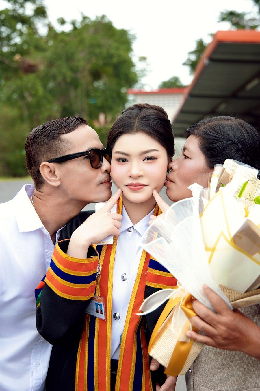 ผลงานรับปริญญา มหาวิทยาลัยราชภัฏกาญจนบุรี โดย pw_lenses ภาพที่ 9