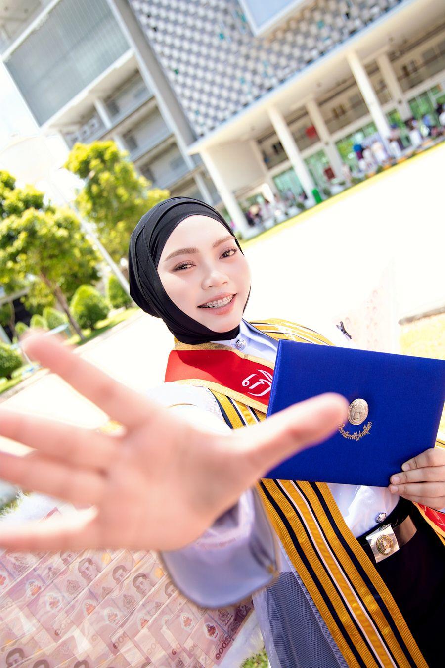 ผลงานรับปริญญา มหาวิทยาลัยราชภัฏนครปฐม โดย pw_lenses ภาพที่ 3
