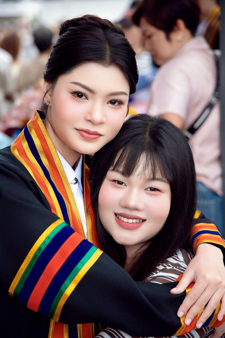 ผลงานรับปริญญา มหาวิทยาลัยราชภัฏกาญจนบุรี โดย pw_lenses ภาพที่ 17