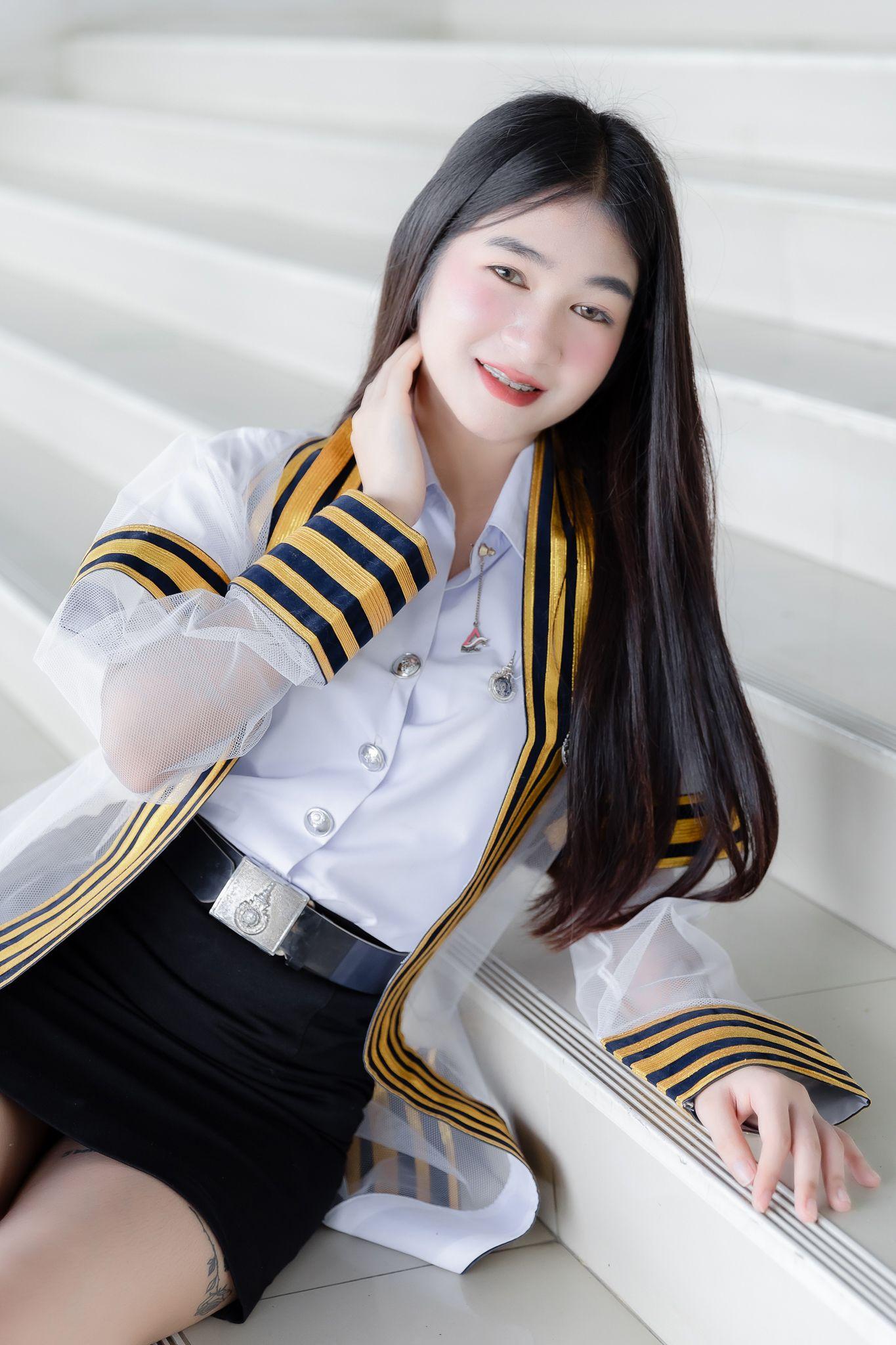 ผลงานรับปริญญา โดย ราเชน อย่ารู้มากโฟโต้ ภาพที่ 2