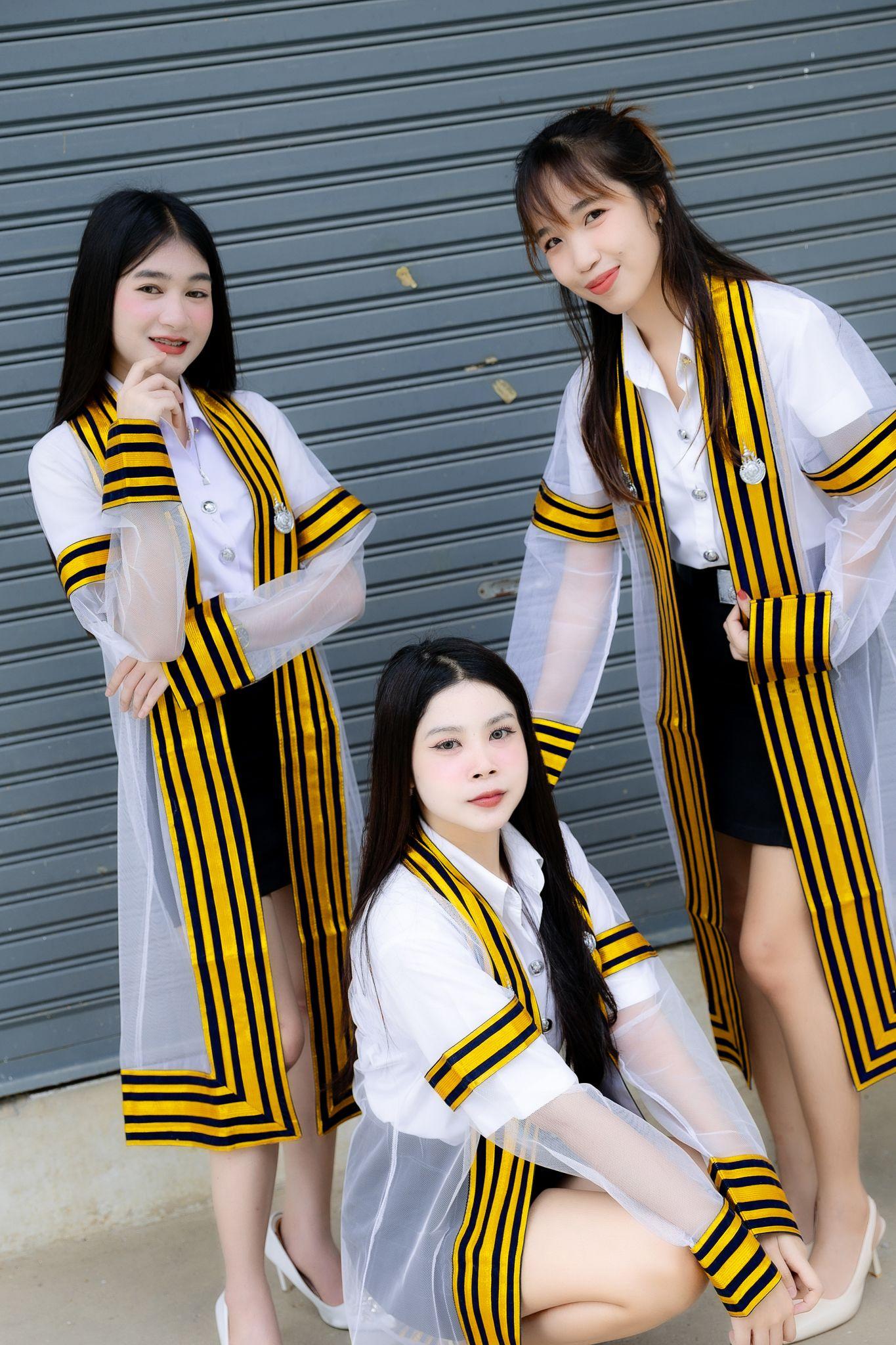 ผลงานรับปริญญา โดย ราเชน อย่ารู้มากโฟโต้ ภาพที่ 15