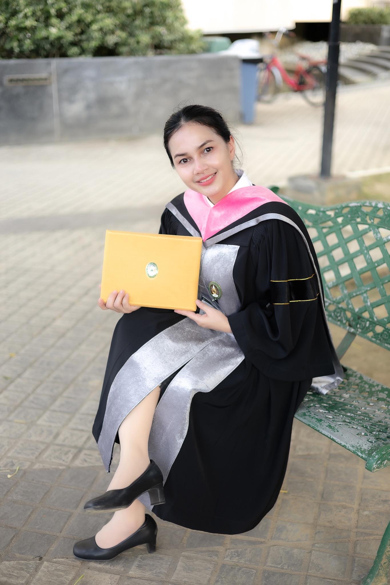 ผลงานรับปริญญา มหาวิทยาลัยราชภัฏนครปฐม โดย ราเชน อย่ารู้มากโฟโต้ ภาพที่ 15