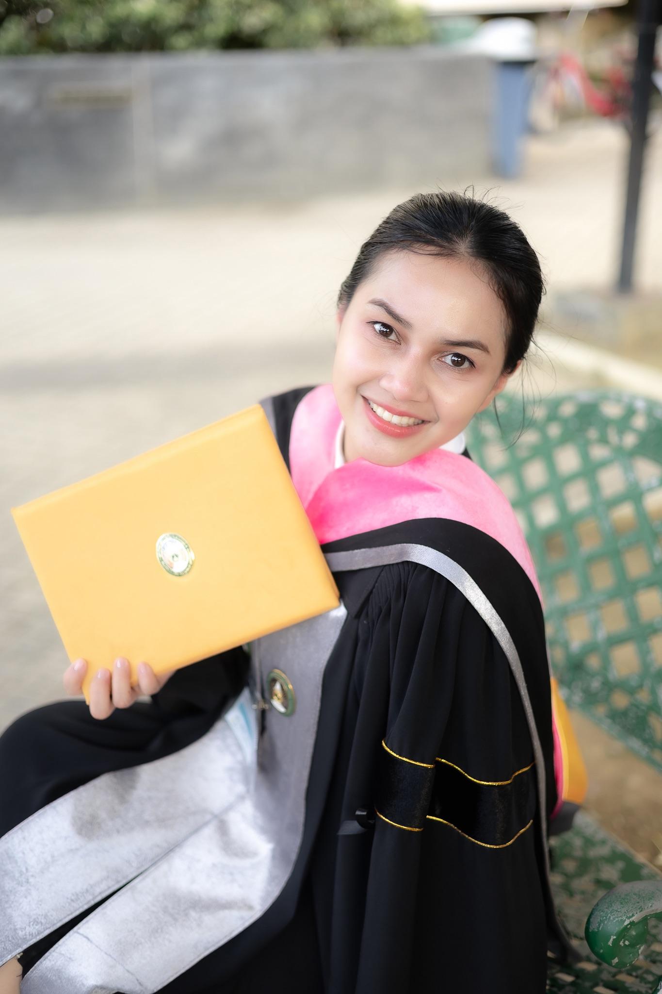 ผลงานรับปริญญา มหาวิทยาลัยราชภัฏนครปฐม โดย ราเชน อย่ารู้มากโฟโต้ ภาพที่ 14