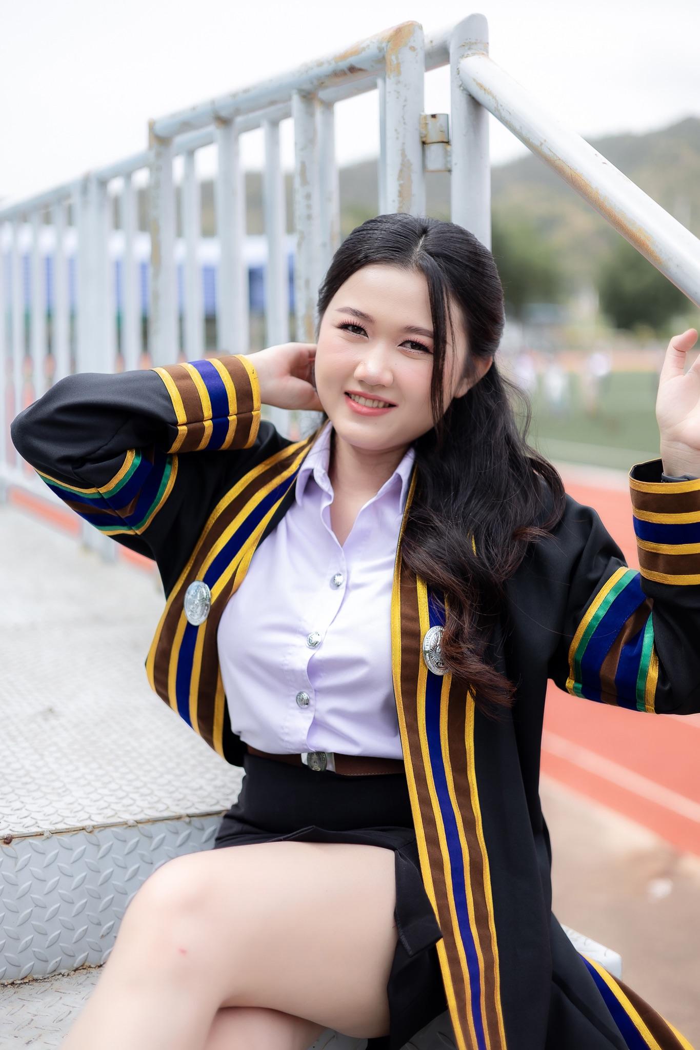 ผลงานรับปริญญา โดย ราเชน อย่ารู้มากโฟโต้ ภาพที่ 4