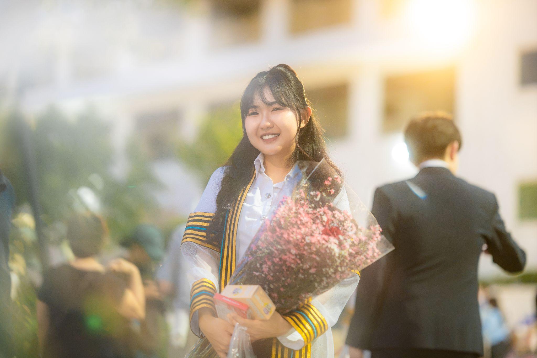 ผลงานรับปริญญา จุฬาลงกรณ์มหาวิทยาลัย โดย MyDearFrame ภาพที่ 14