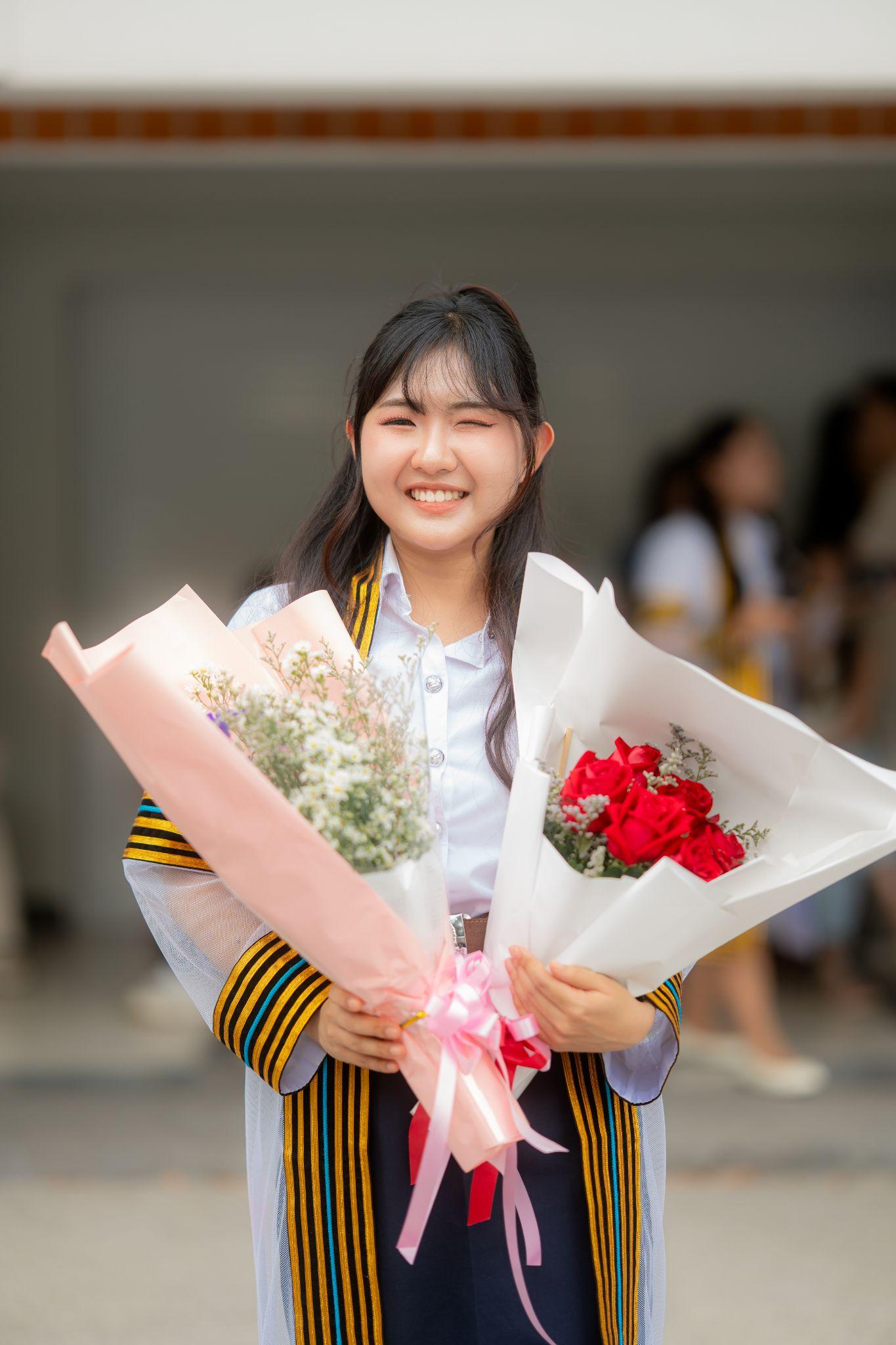 ผลงานรับปริญญา จุฬาลงกรณ์มหาวิทยาลัย โดย MyDearFrame ภาพที่ 1
