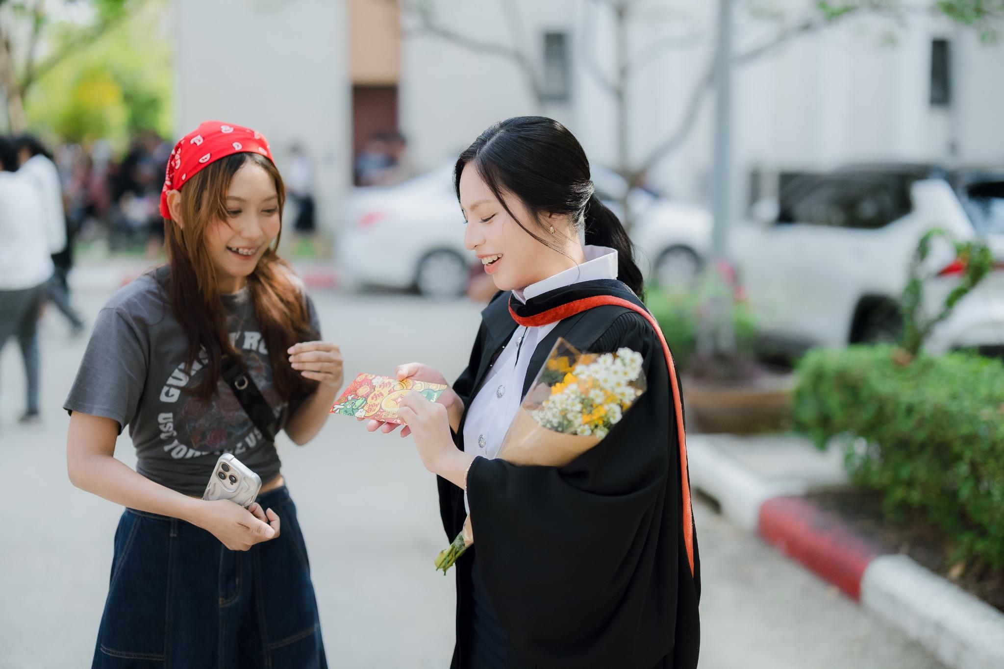 ผลงานรับปริญญา มหาวิทยาลัยศิลปากร โดย SRKob photographer ภาพที่ 13