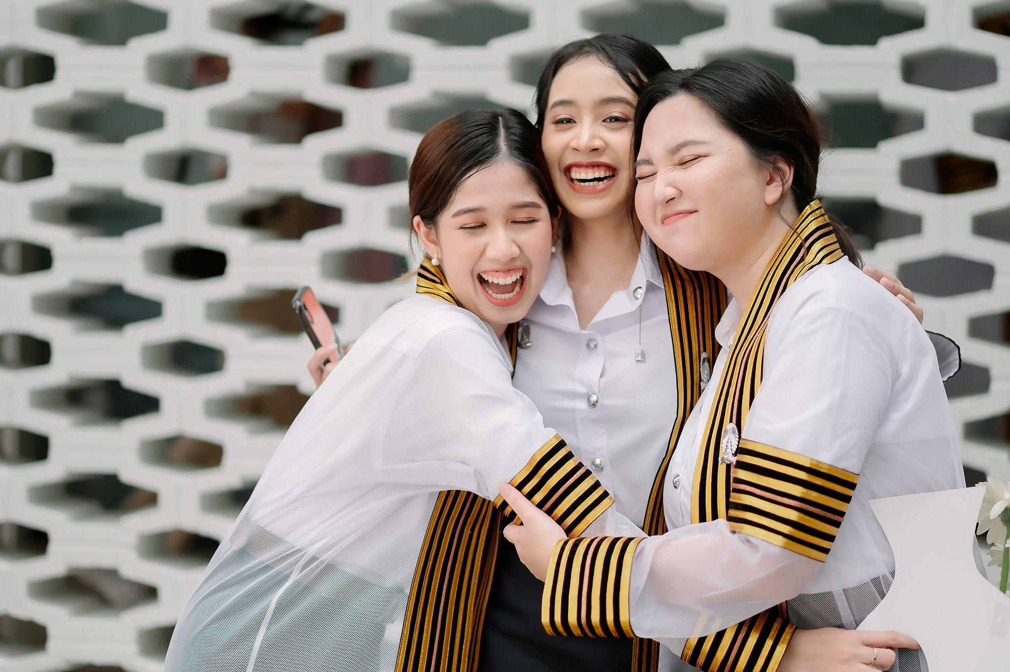 ผลงานรับปริญญา จุฬาลงกรณ์มหาวิทยาลัย โดย chatchawarnphoto ภาพที่ 9