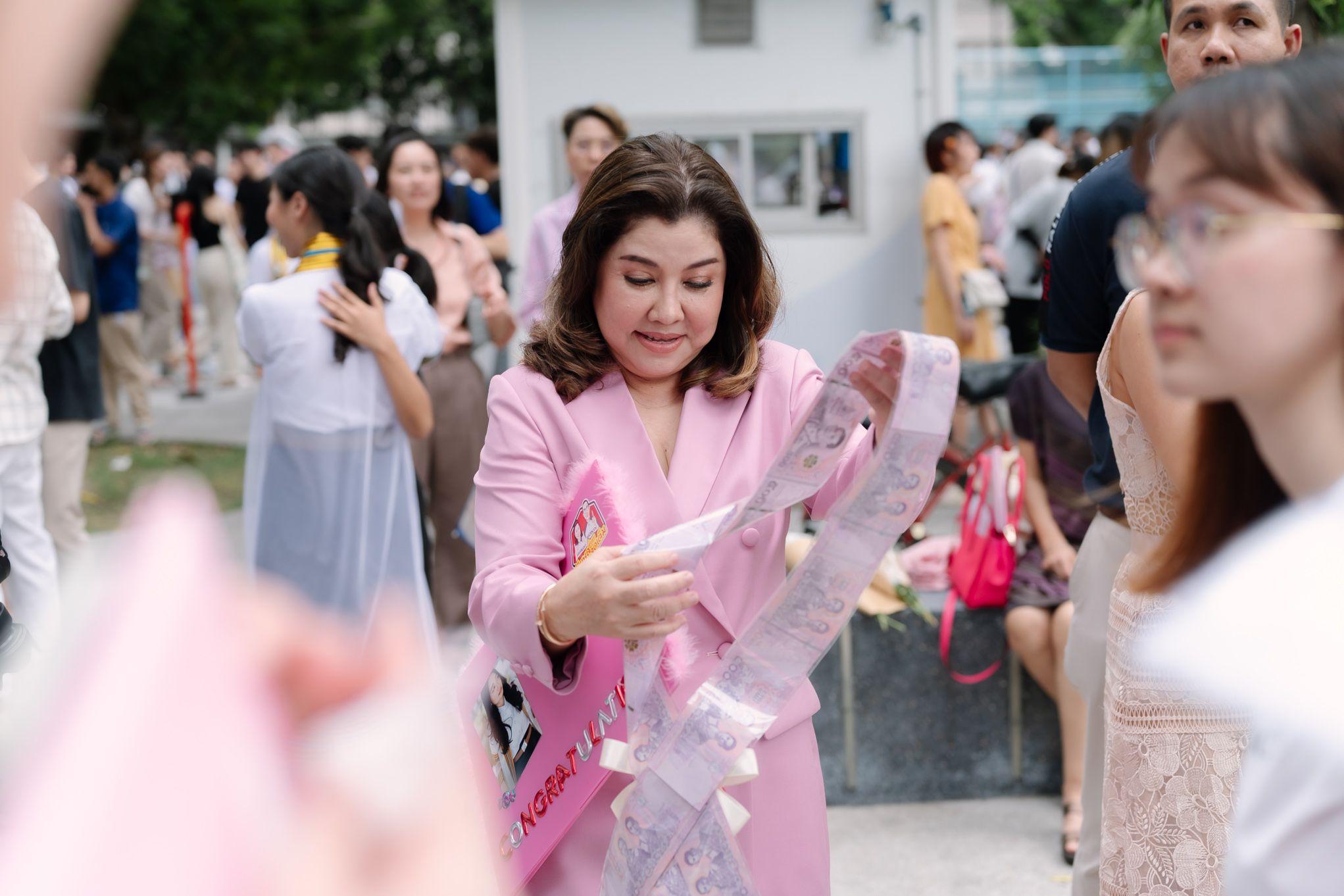 ผลงานรับปริญญา จุฬาลงกรณ์มหาวิทยาลัย โดย chatchawarnphoto ภาพที่ 11