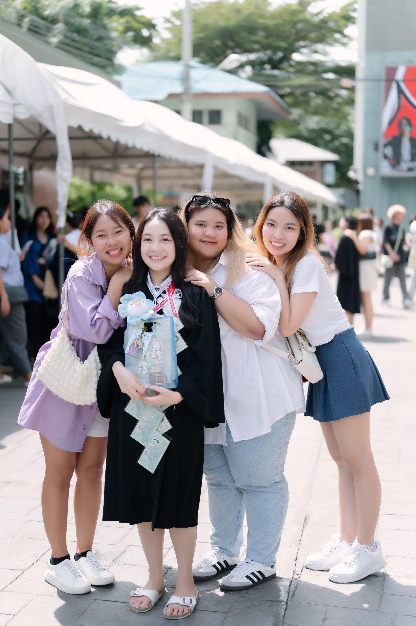 ผลงานรับปริญญา มหาวิทยาลัยเกษตรศาสตร์ โดย chatchawarnphoto ภาพที่ 13
