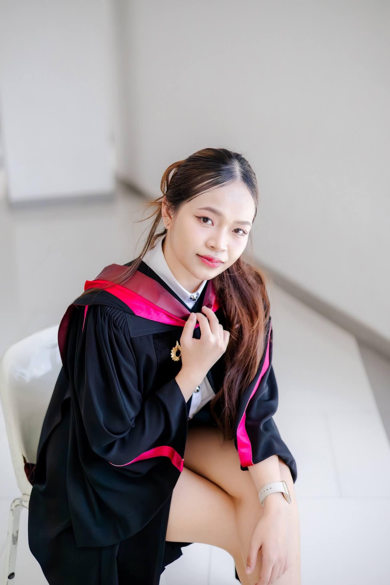 ผลงานรับปริญญา มหาวิทยาลัยรังสิต โดย Bam Chayada ภาพที่ 1
