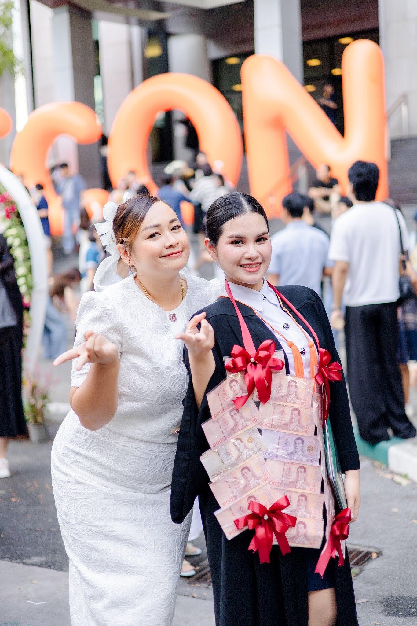 ผลงานรับปริญญา มหาวิทยาลัยเกษตรศาสตร์ โดย Bam Chayada ภาพที่ 5