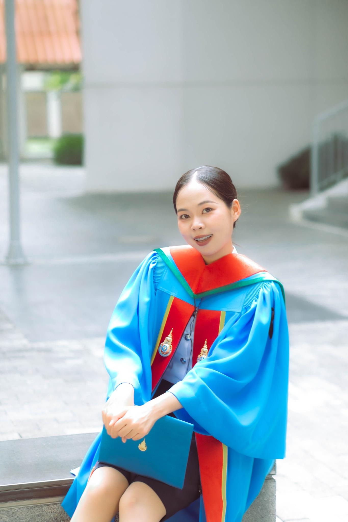 ผลงานรับปริญญา วิทยาลัยพยาบาลบรมราชชนนี โดย B e a n ภาพที่ 9