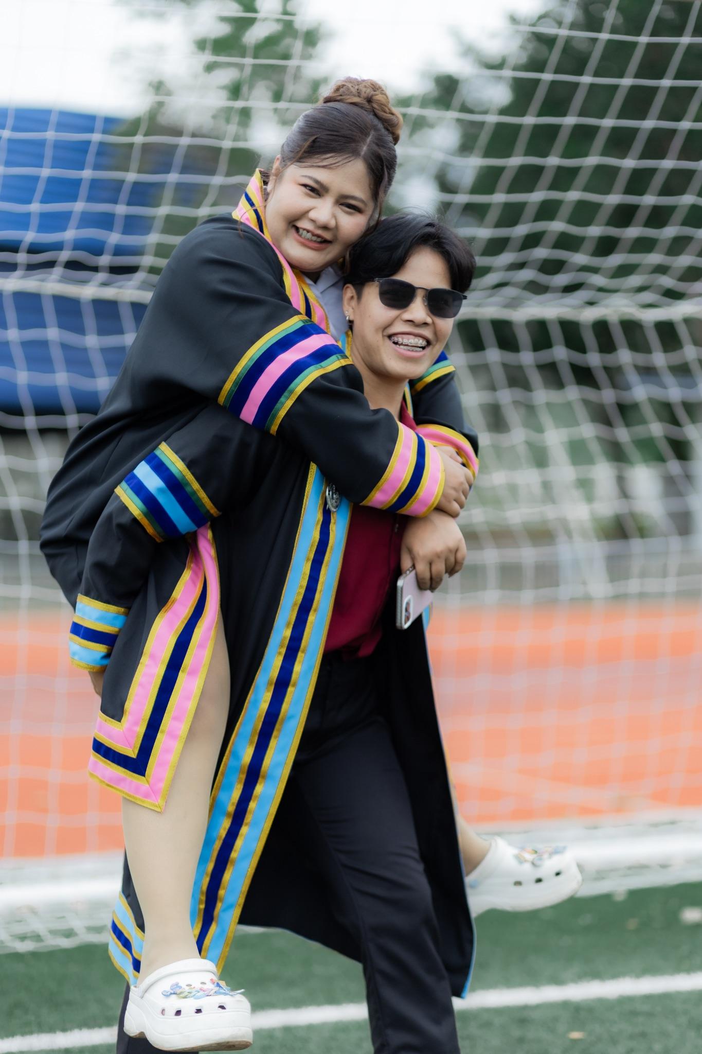 ผลงานรับปริญญา มหาวิทยาลัยราชภัฏกาญจนบุรี โดย Put_G20 ภาพที่ 4
