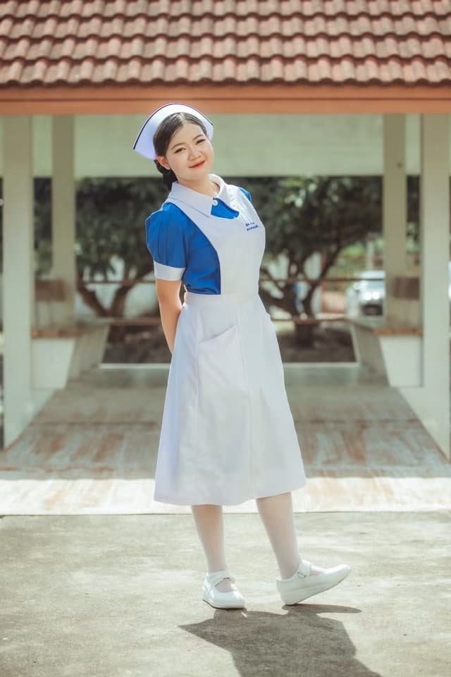 ผลงานรับปริญญา วิทยาลัยพยาบาลบรมราชชนนี โดย Put_G20 ภาพที่ 2