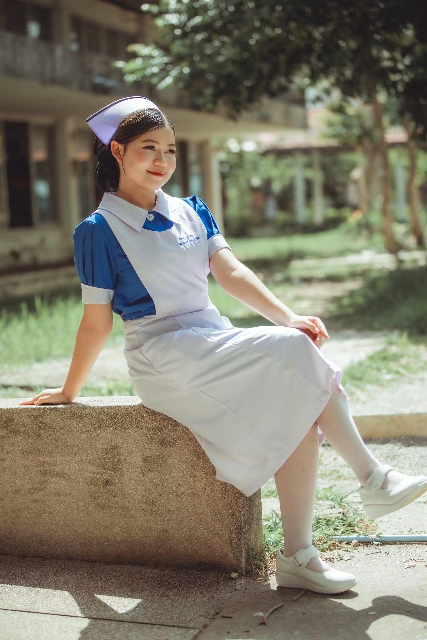 ผลงานรับปริญญา วิทยาลัยพยาบาลบรมราชชนนี โดย Put_G20 ภาพที่ 4