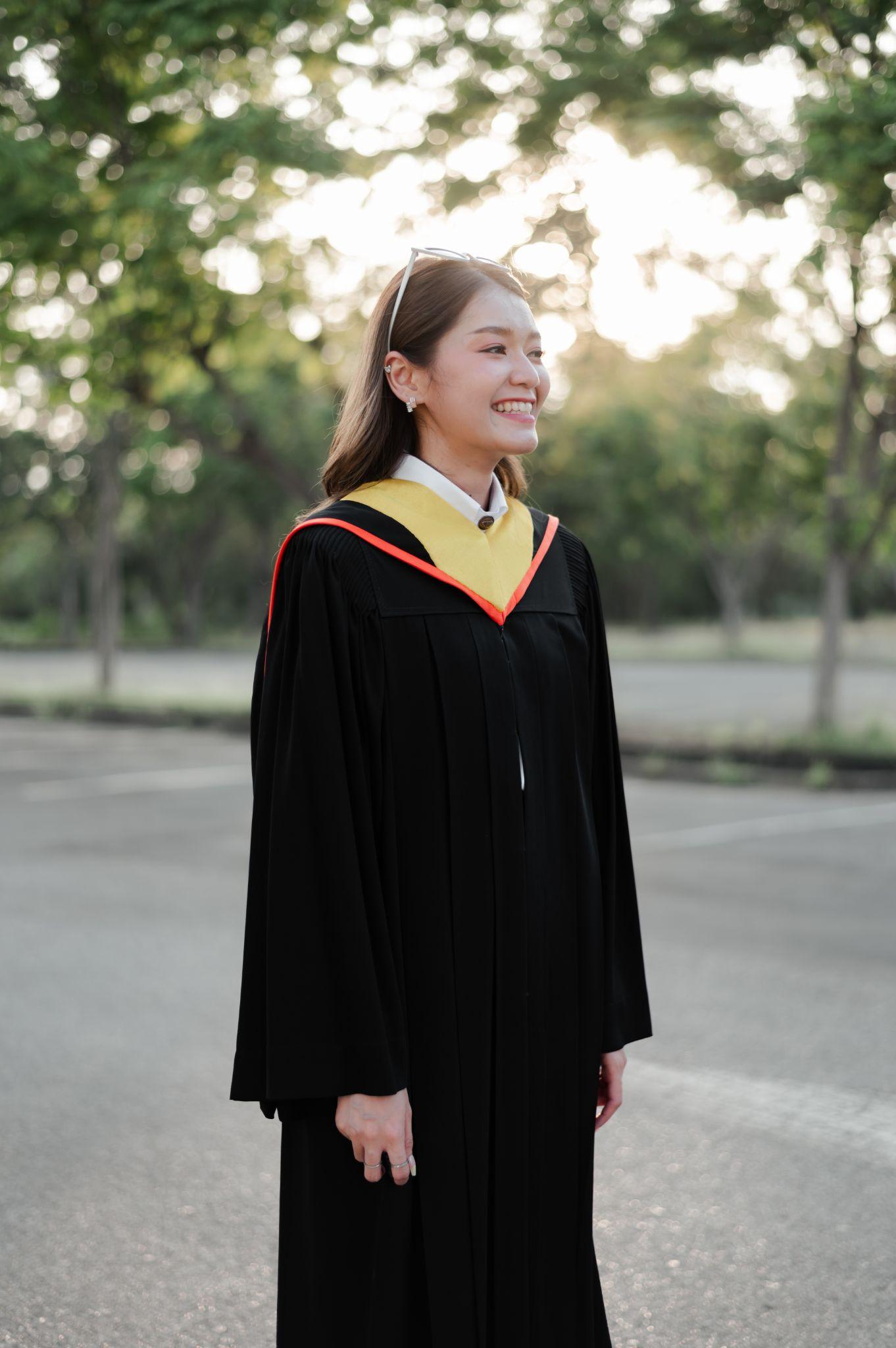 ผลงานรับปริญญา มหาวิทยาลัยกรุงเทพ โดย GGalley ภาพที่ 3