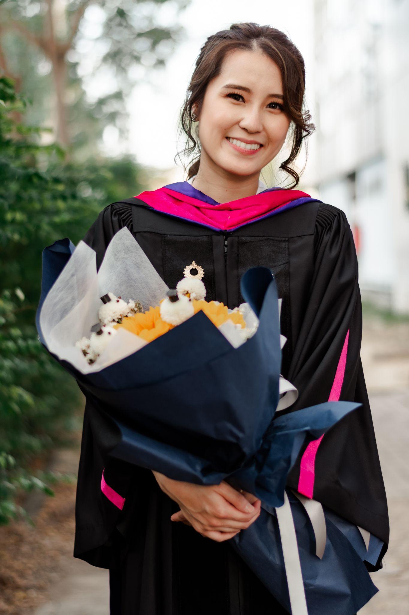 ผลงานรับปริญญา มหาวิทยาลัยรังสิต โดย GGalley ภาพที่ 4