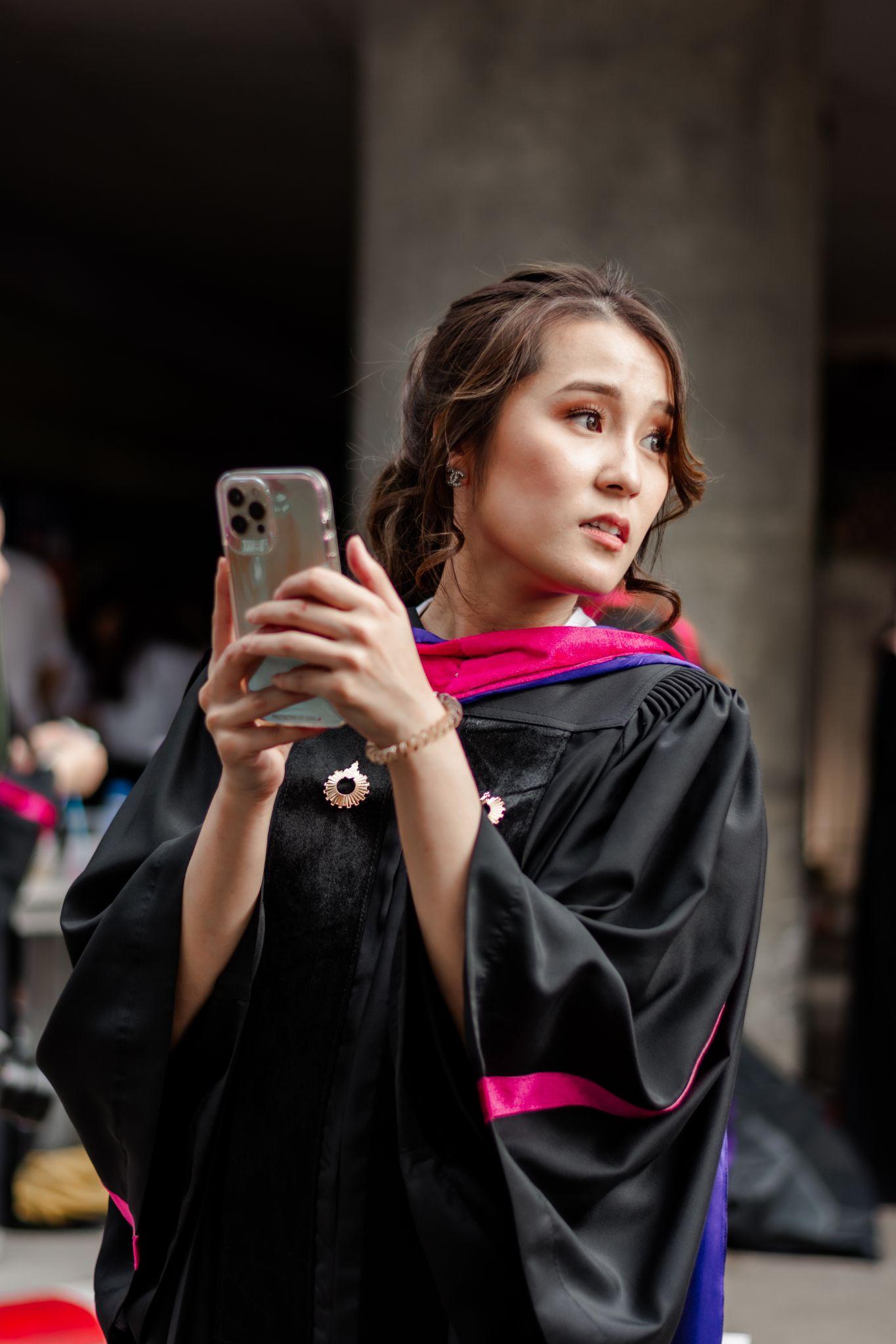 ผลงานรับปริญญา มหาวิทยาลัยรังสิต โดย GGalley ภาพที่ 1