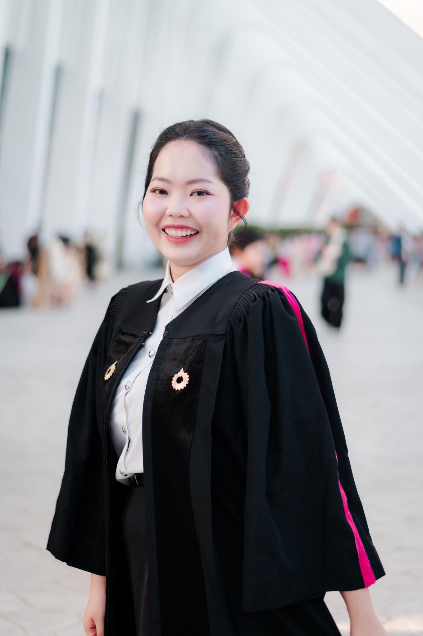ผลงานรับปริญญา มหาวิทยาลัยรังสิต โดย GGalley ภาพที่ 20