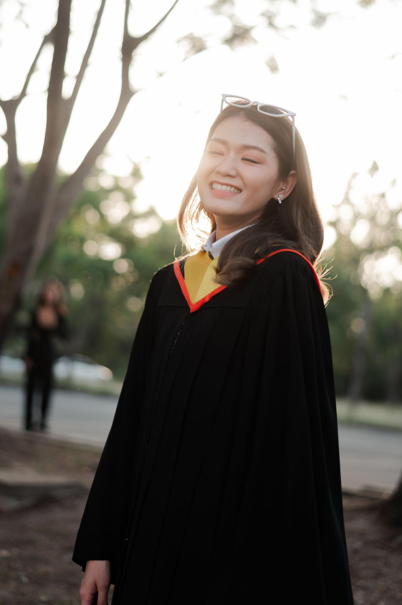 ผลงานรับปริญญา มหาวิทยาลัยกรุงเทพ โดย GGalley ภาพที่ 1
