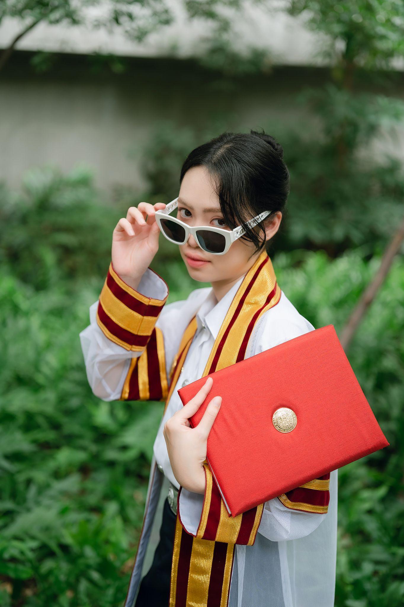 ผลงานรับปริญญา มหาวิทยาลัยอาชีวะ โดย ชายบอยช่างภาพใต้ต้นไม้ ภาพที่ 3