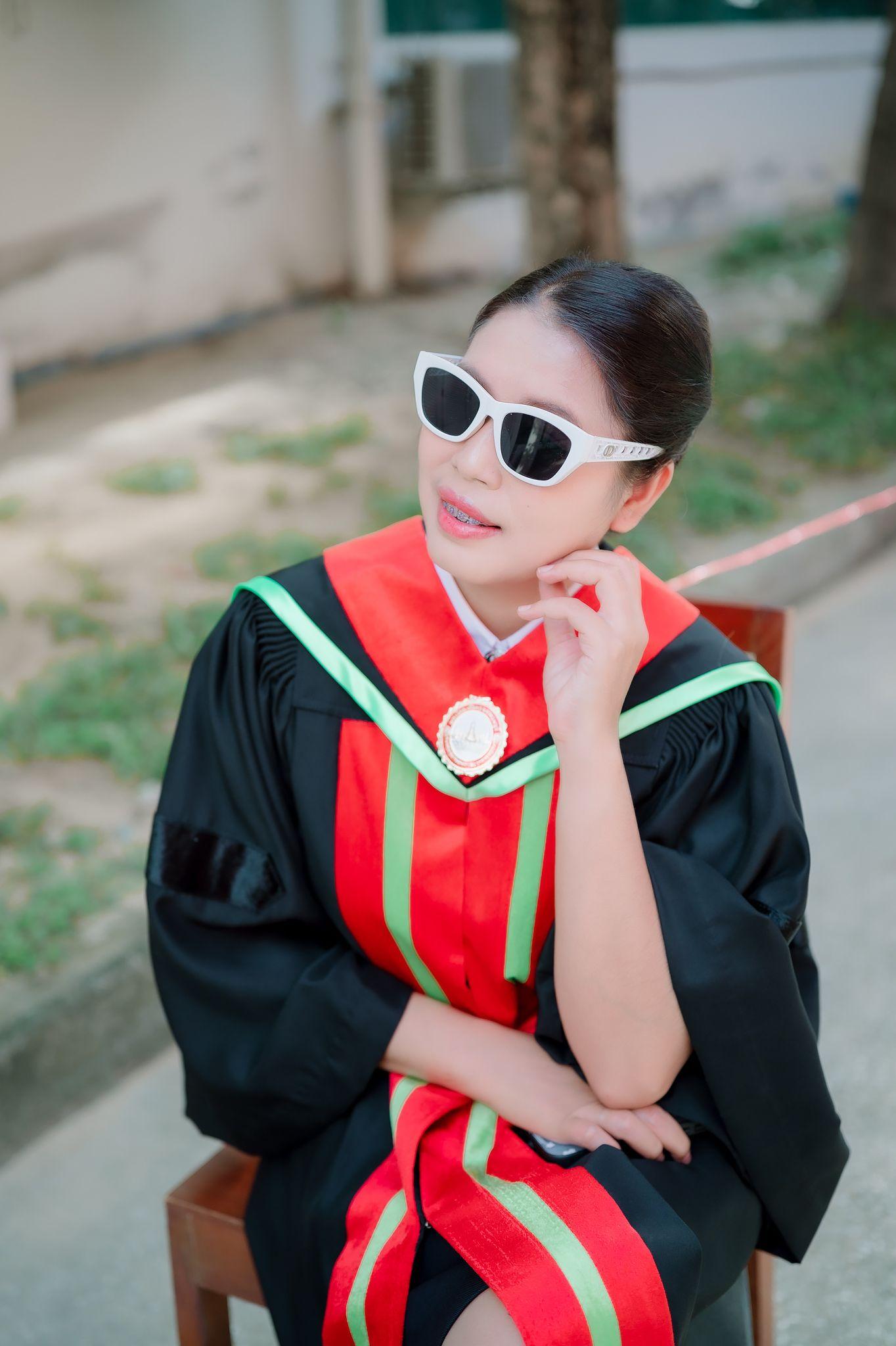 ผลงานรับปริญญา มหาวิทยาลัยกรุงเทพธนบุรี โดย ชายบอยช่างภาพใต้ต้นไม้ ภาพที่ 1