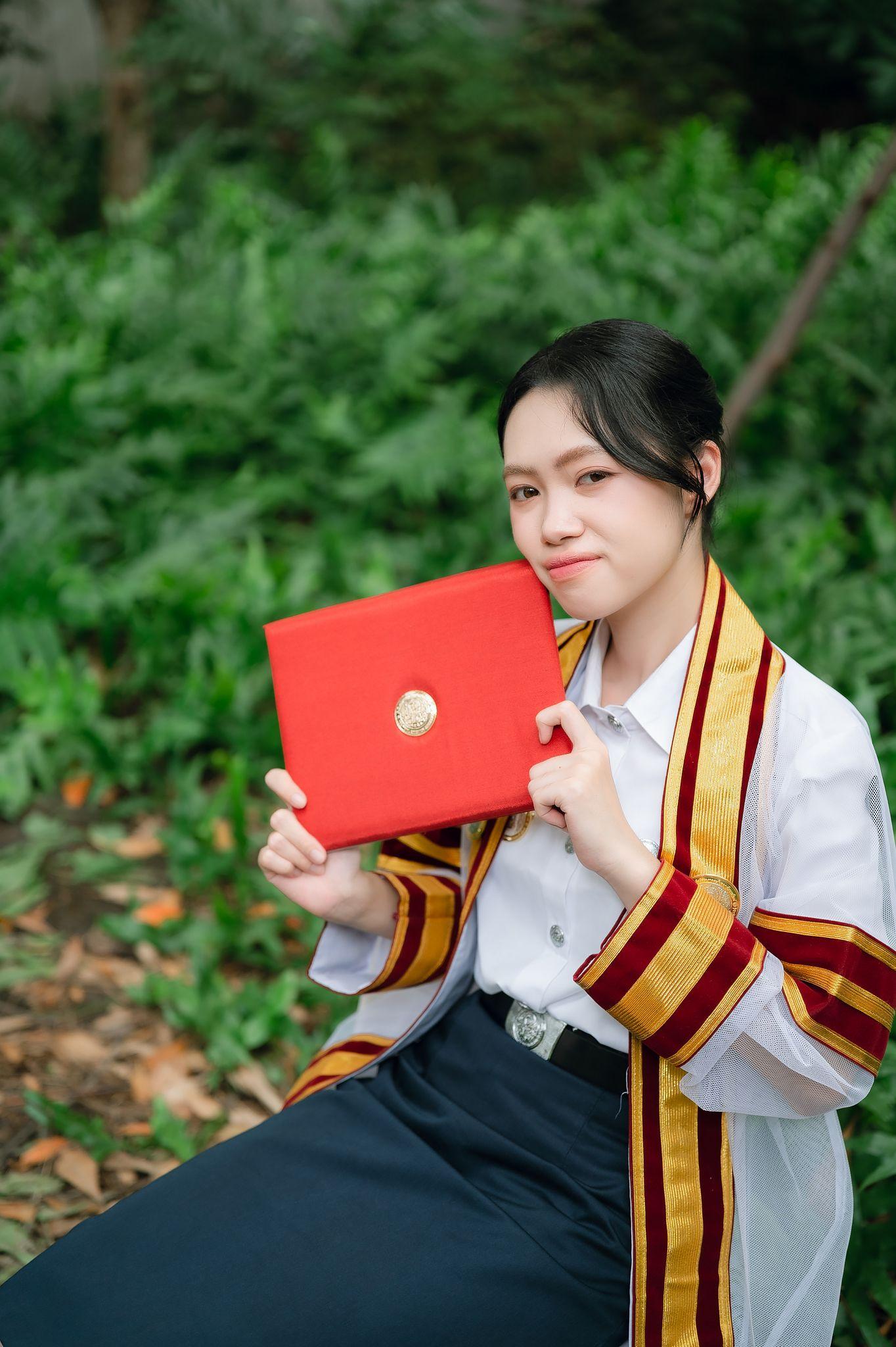 ผลงานรับปริญญา มหาวิทยาลัยอาชีวะ โดย ชายบอยช่างภาพใต้ต้นไม้ ภาพที่ 7
