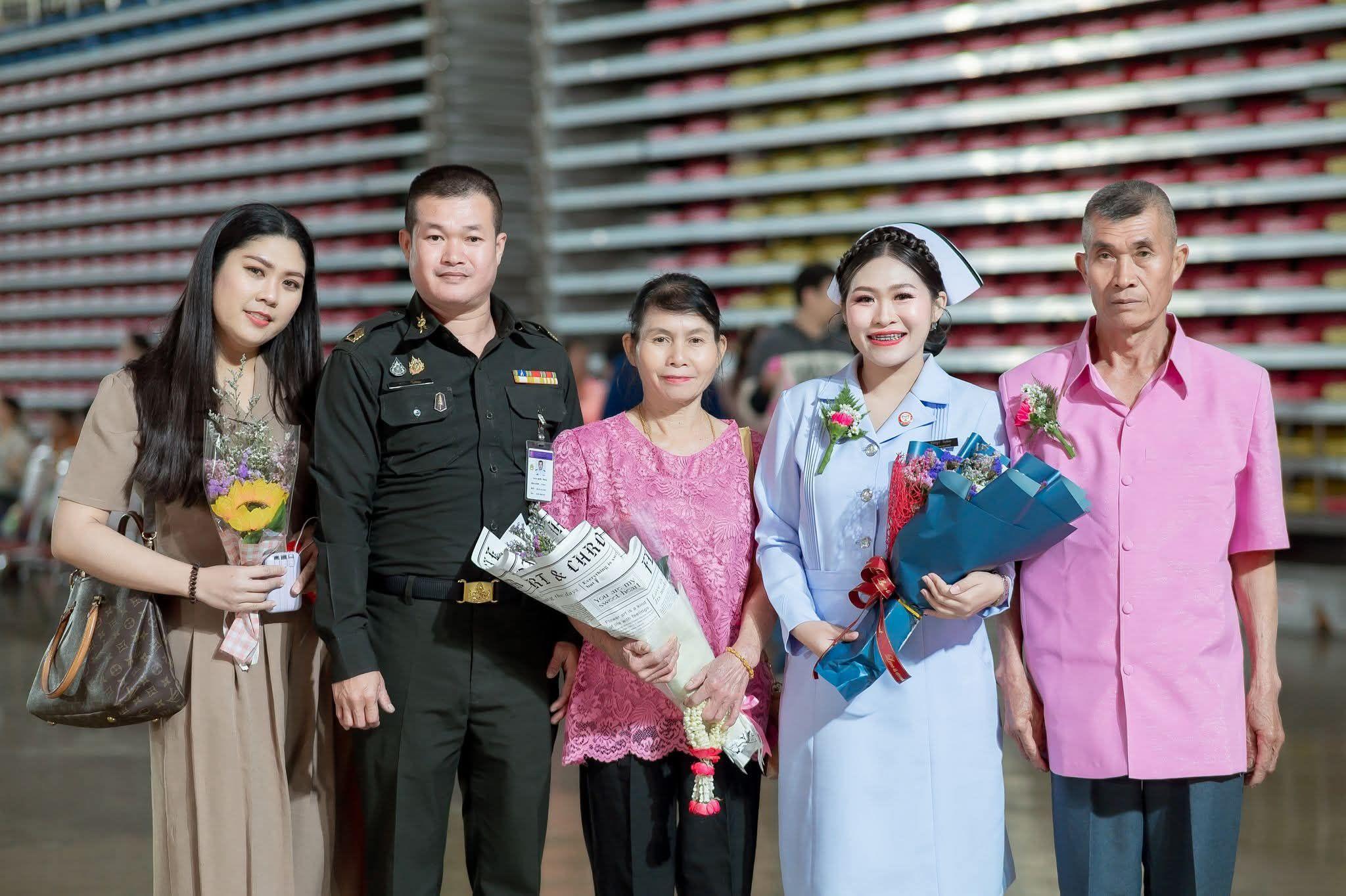 ผลงานรับปริญญา มหาวิทยาลัยกรุงเทพธนบุรี โดย ชายบอยช่างภาพใต้ต้นไม้ ภาพที่ 18