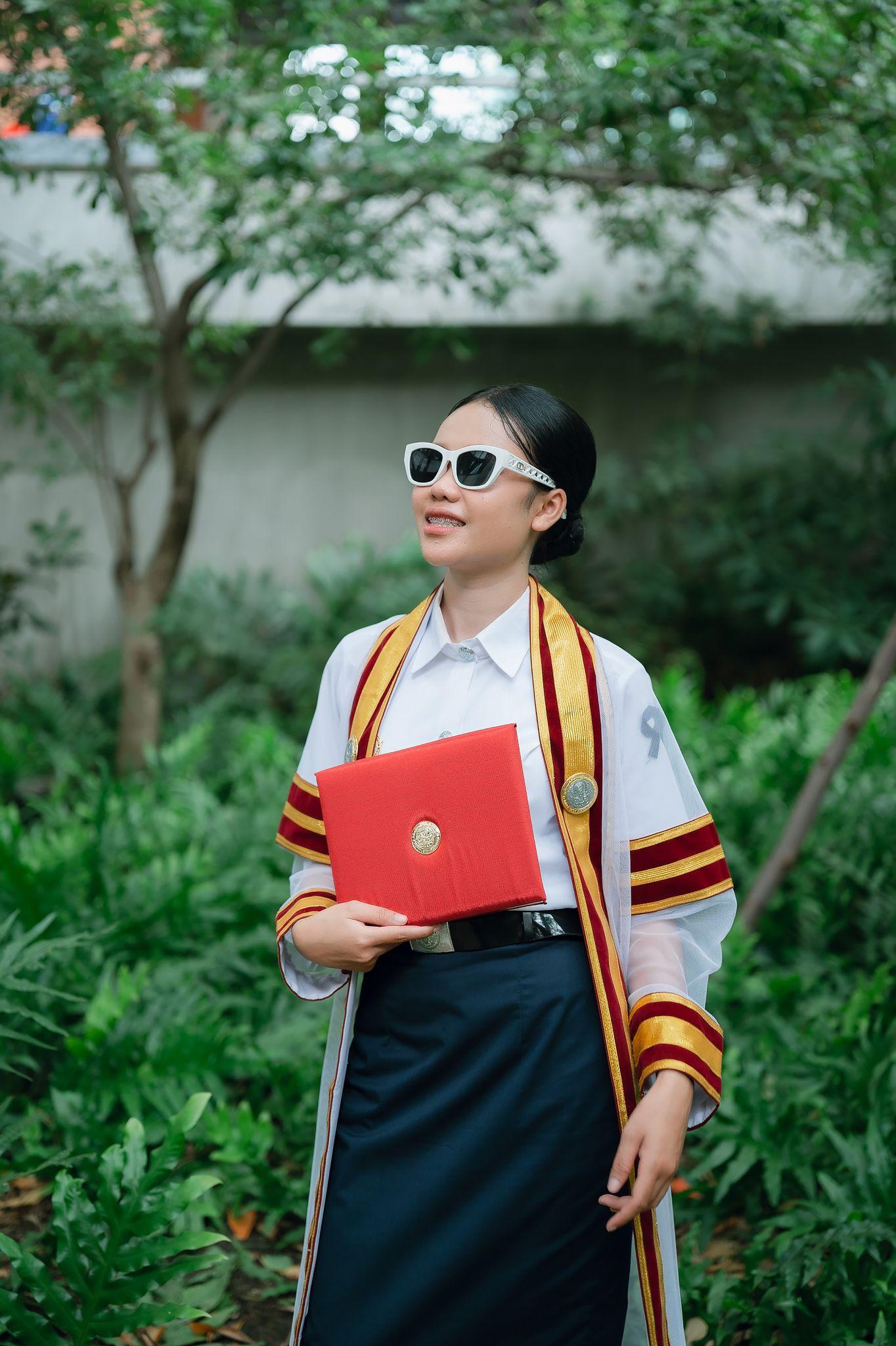 ผลงานรับปริญญา มหาวิทยาลัยธรรมศาสตร์ โดย ชายบอยช่างภาพใต้ต้นไม้ ภาพที่ 6