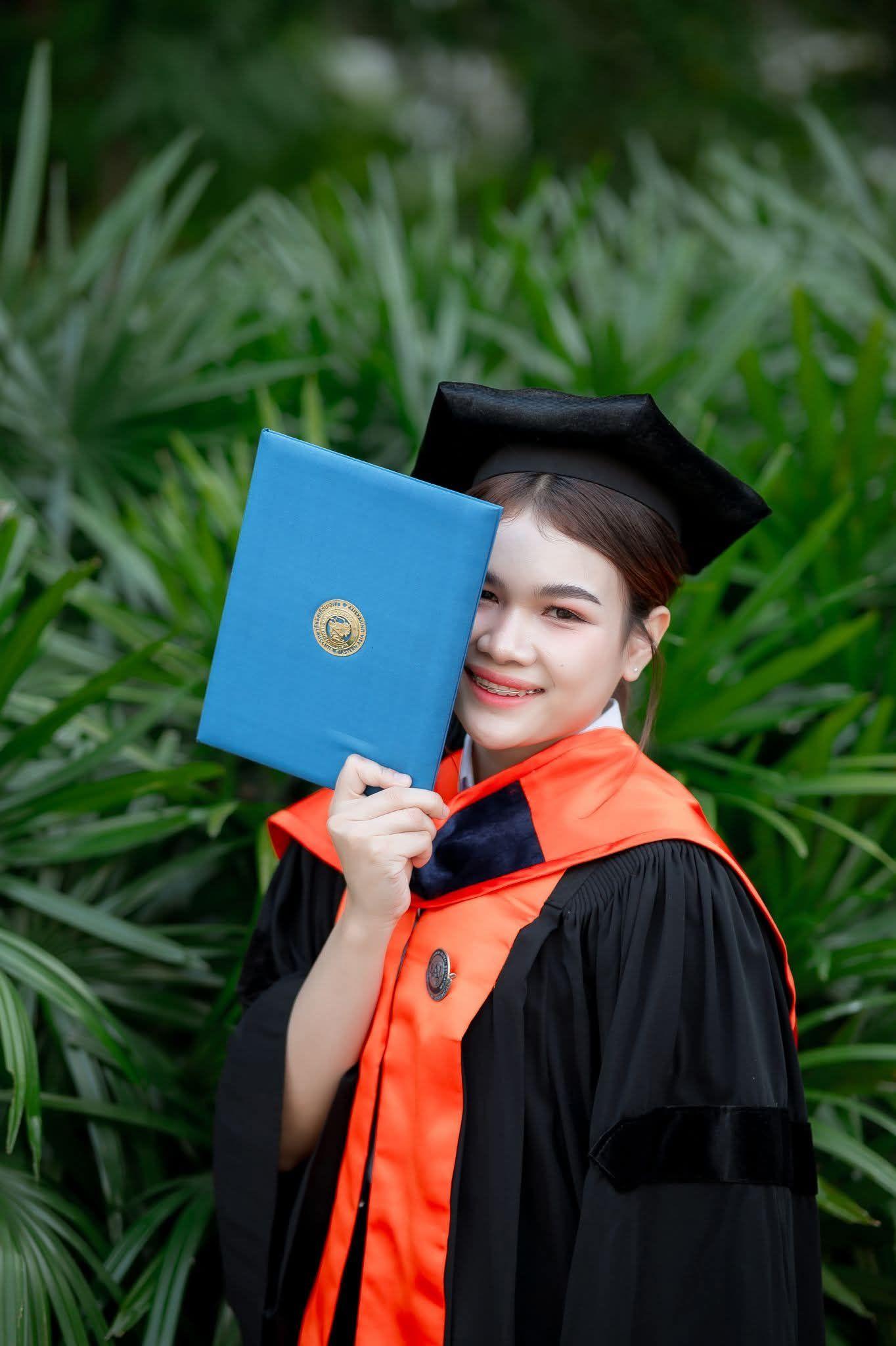 ผลงานรับปริญญา มหาวิทยาลัยอีสเทิร์นเอเชีย โดย ชายบอยช่างภาพใต้ต้นไม้ ภาพที่ 1