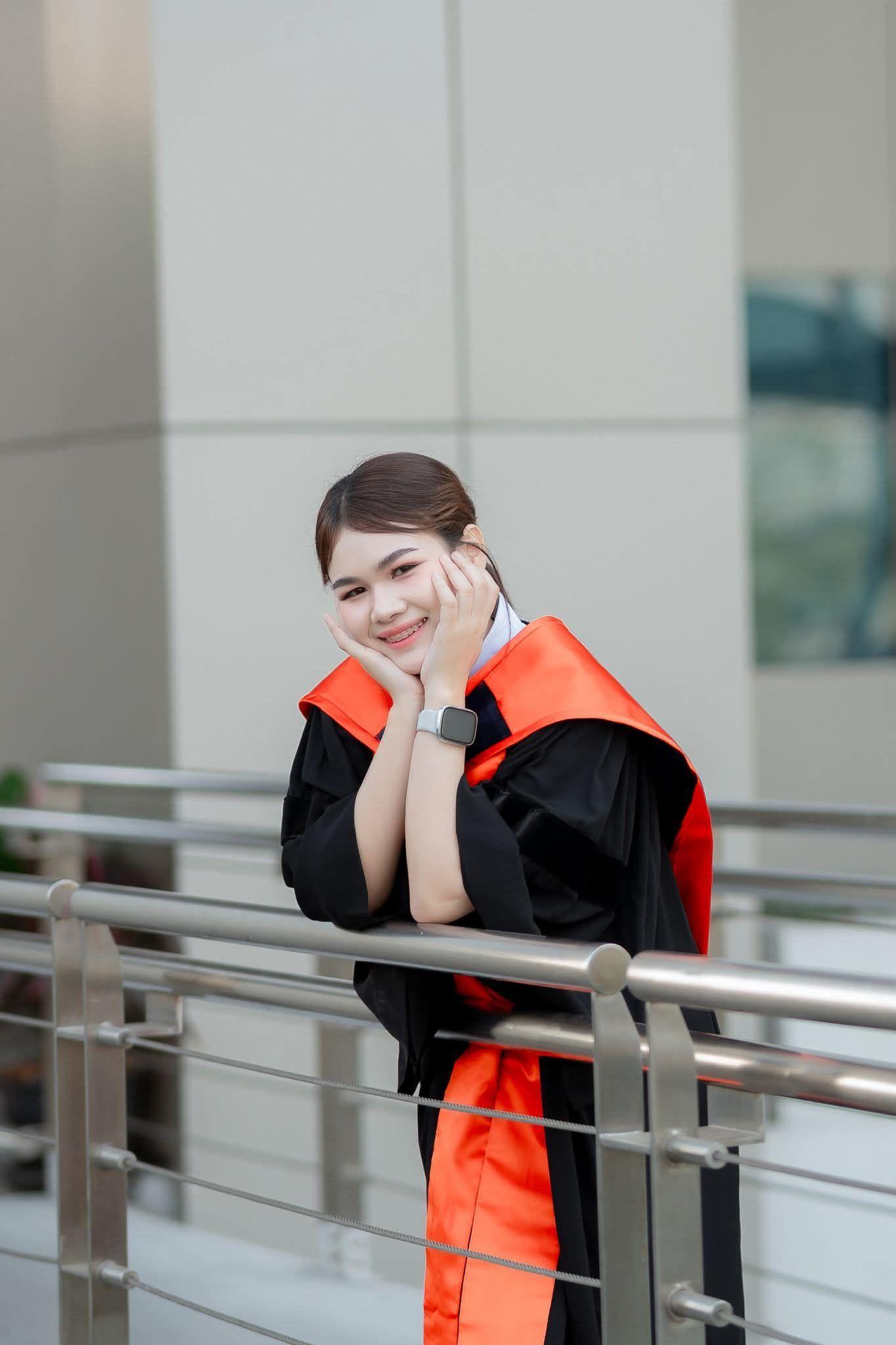 ผลงานรับปริญญา มหาวิทยาลัยอีสเทิร์นเอเชีย โดย ชายบอยช่างภาพใต้ต้นไม้ ภาพที่ 4